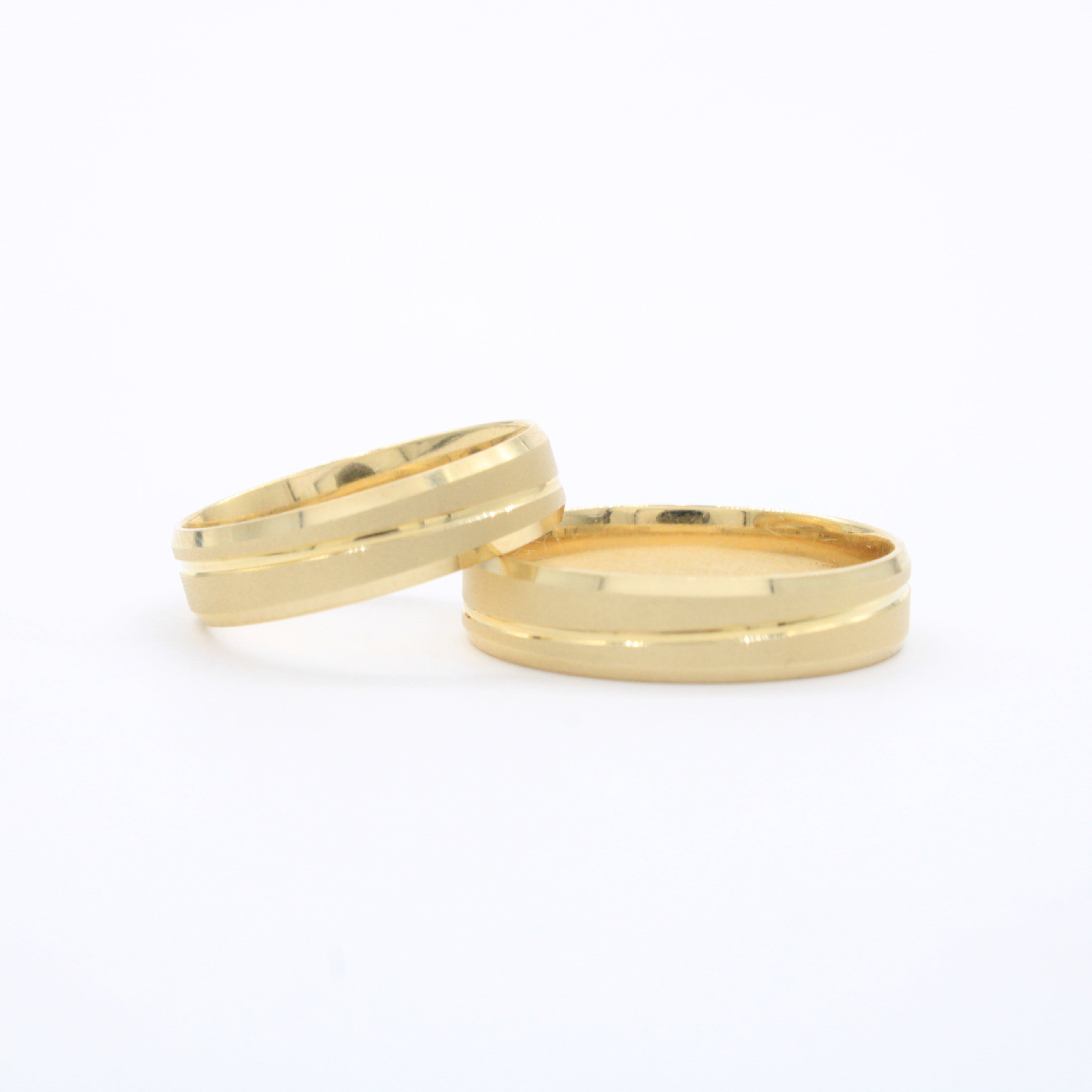 Argollas de Matrimonio de Oro 14k Diseño Confort Mate con Líneas Brillantes mod. 10616