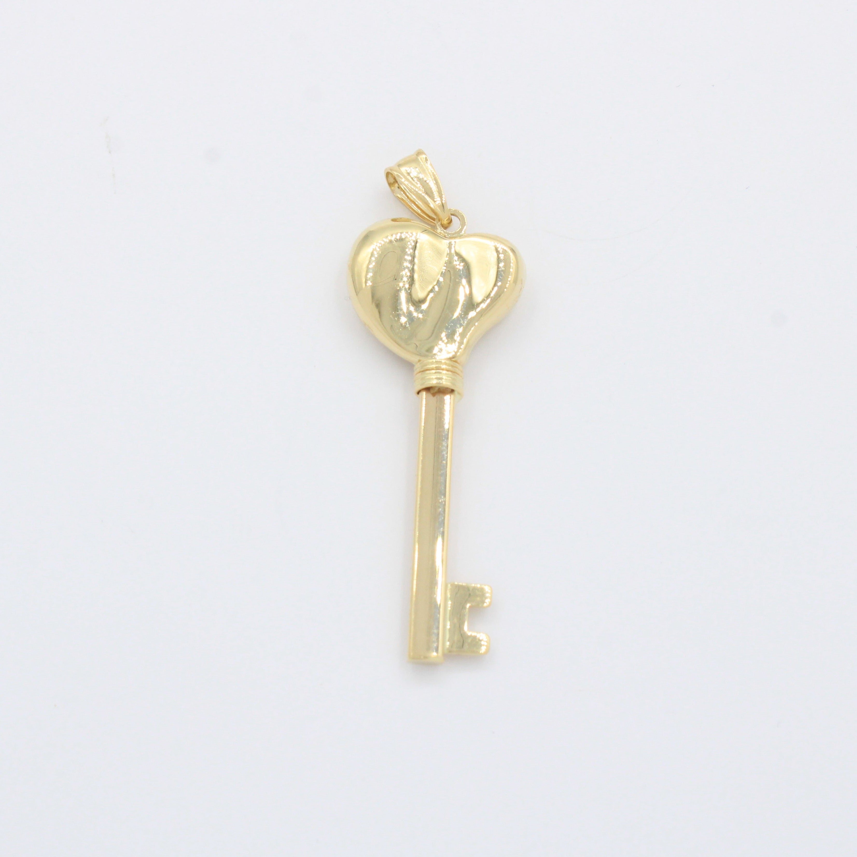 Dije de Oro 14k Llave de Corazón de Diseño Inflado Hueco y Brillante mod. 10503