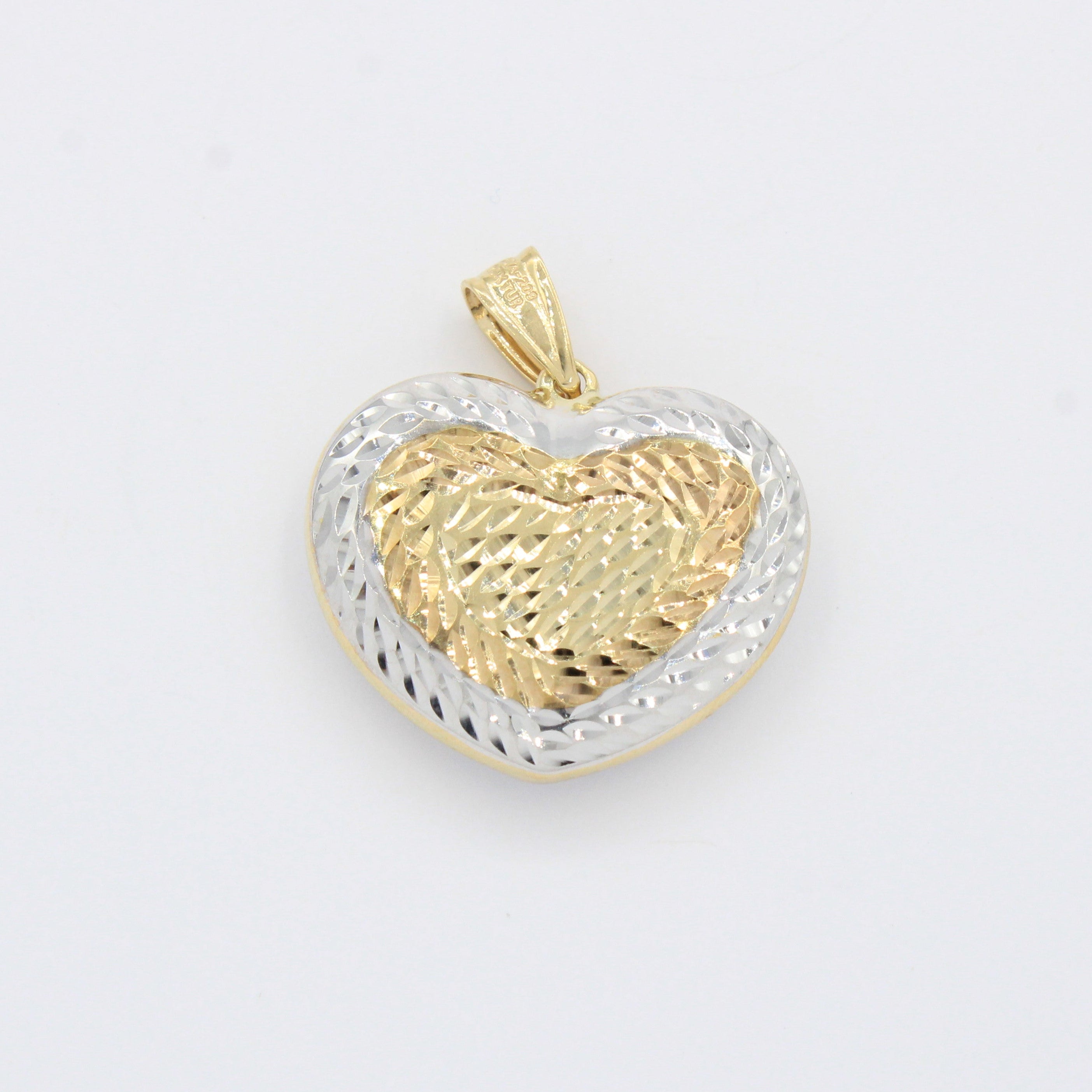Dije de Oro 14k Corazón en Modelo Inflado Hueco con Diamantado Fino mod. 10508