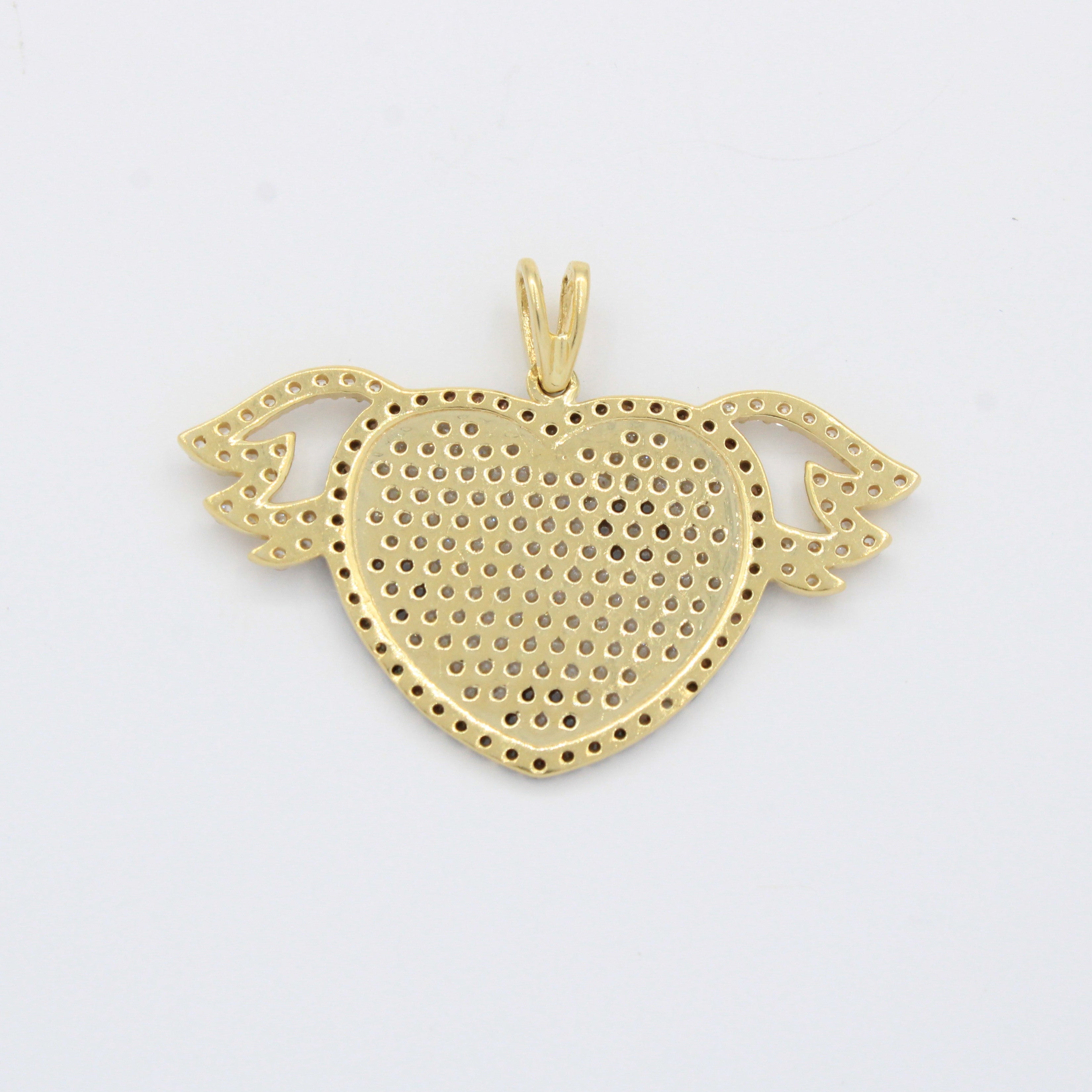 Dije de Oro 14k Corazón con Alas e Incrustación de Zirconias Brillantes mod. 10511