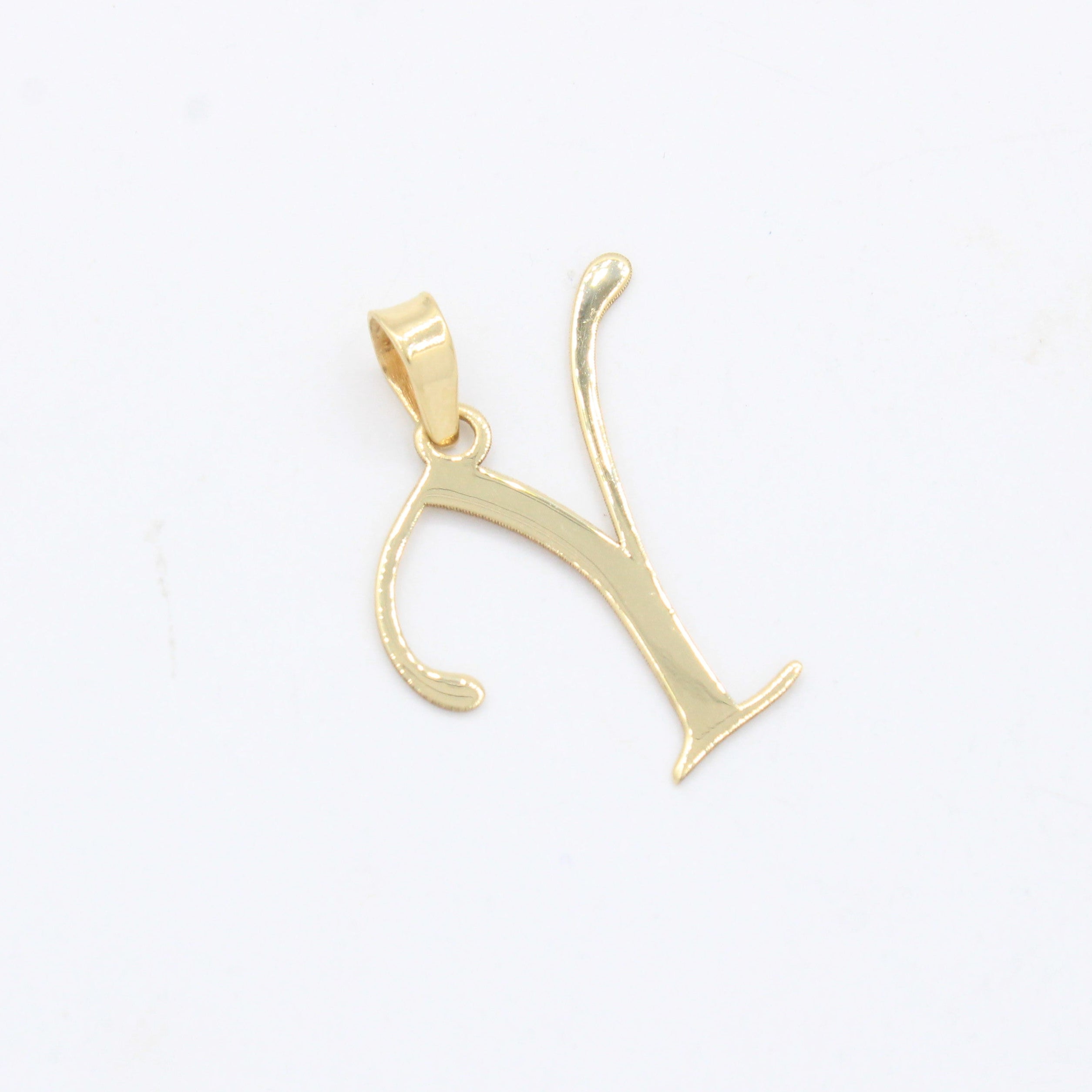 Dije de Oro 14k Modelo de Inicial Y Estilo Cursiva Lisa y Brillante mod. 10558