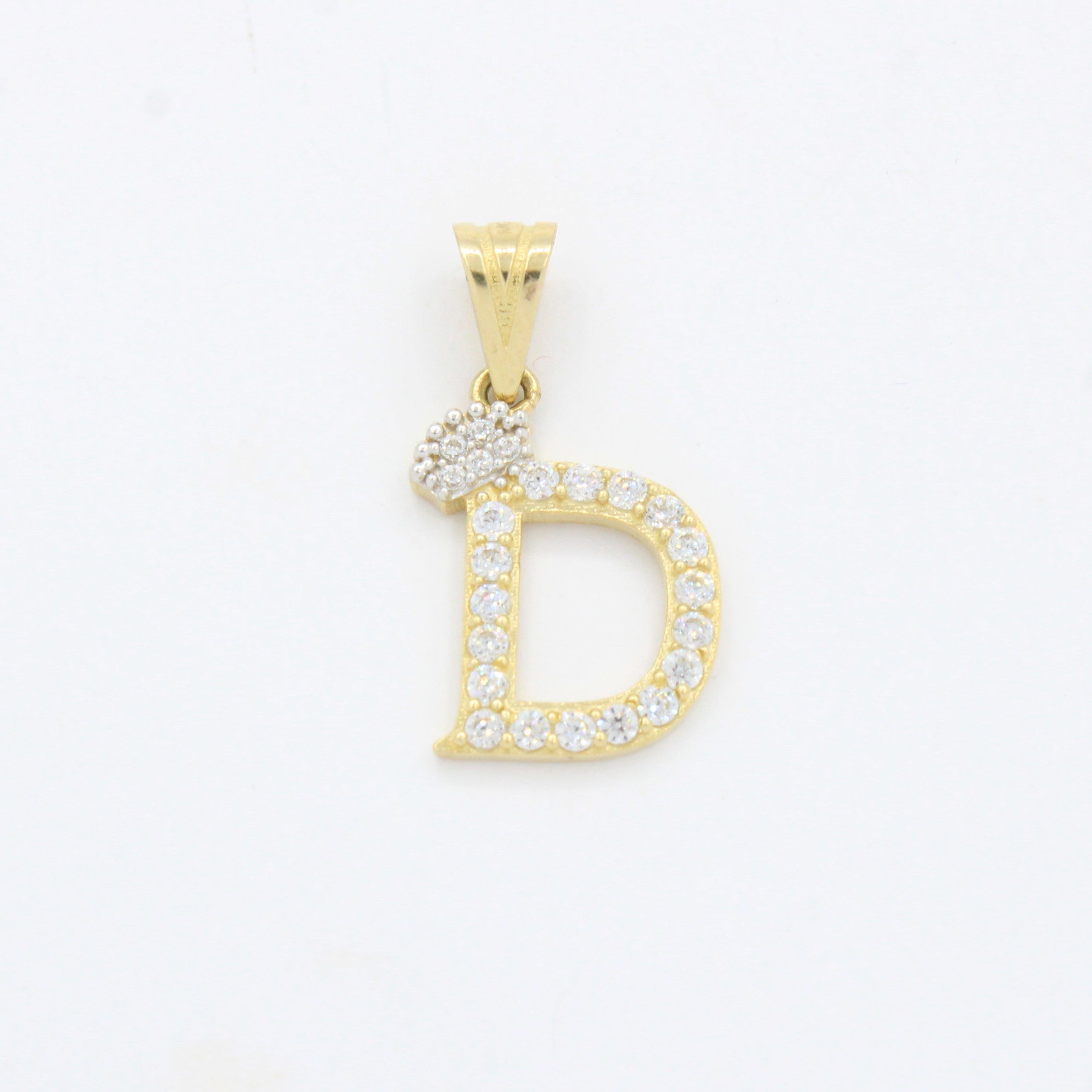 Dije de Oro 14k Modelo de Inicial D Diseñado con Corona e Incrustación de Zirconias mod. 10561