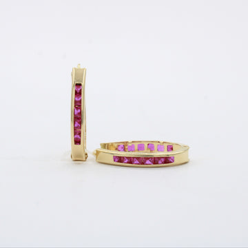 Grapa de Oro 14k Diseño Oval con Incrustación de Zirconias Magenta mod. 10592