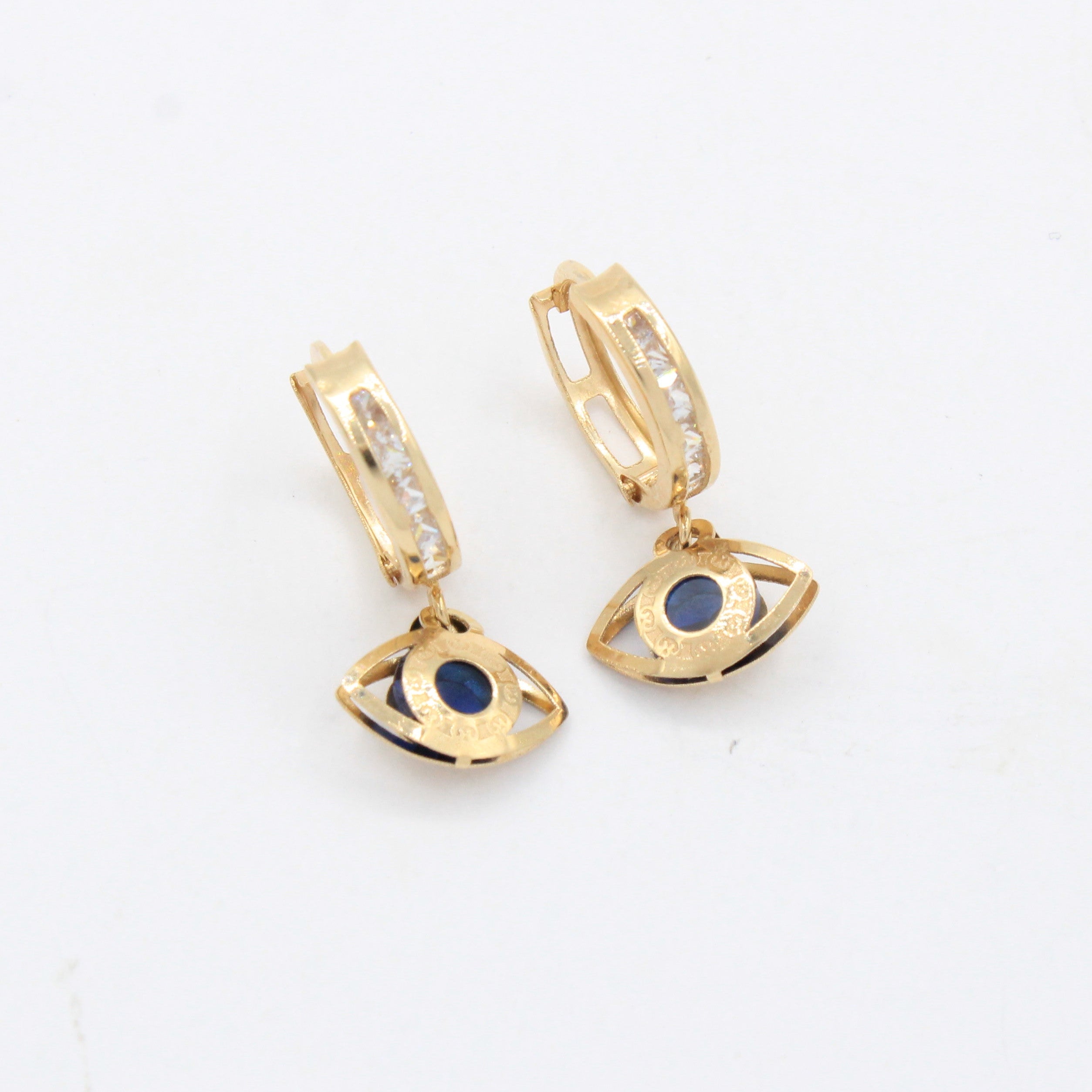 Grapa Larga de Oro 14k Diseño con Ojo Turco Especial Incrustado con Zirconia Azul mod. 10604