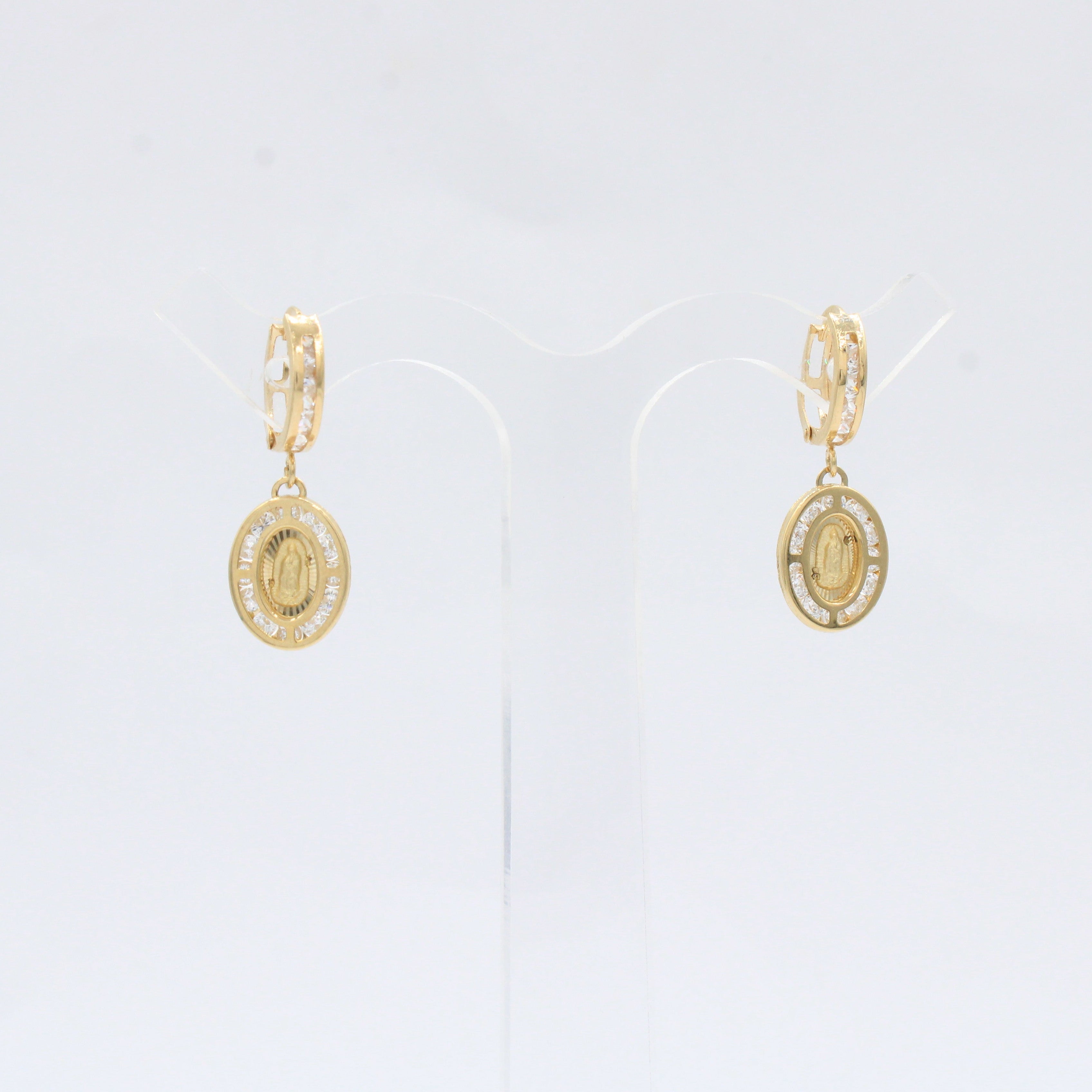 Grapa Larga de Oro 14k con Broche de Zirconias y Medalla de la Virgen Guadalupe mod. 10597