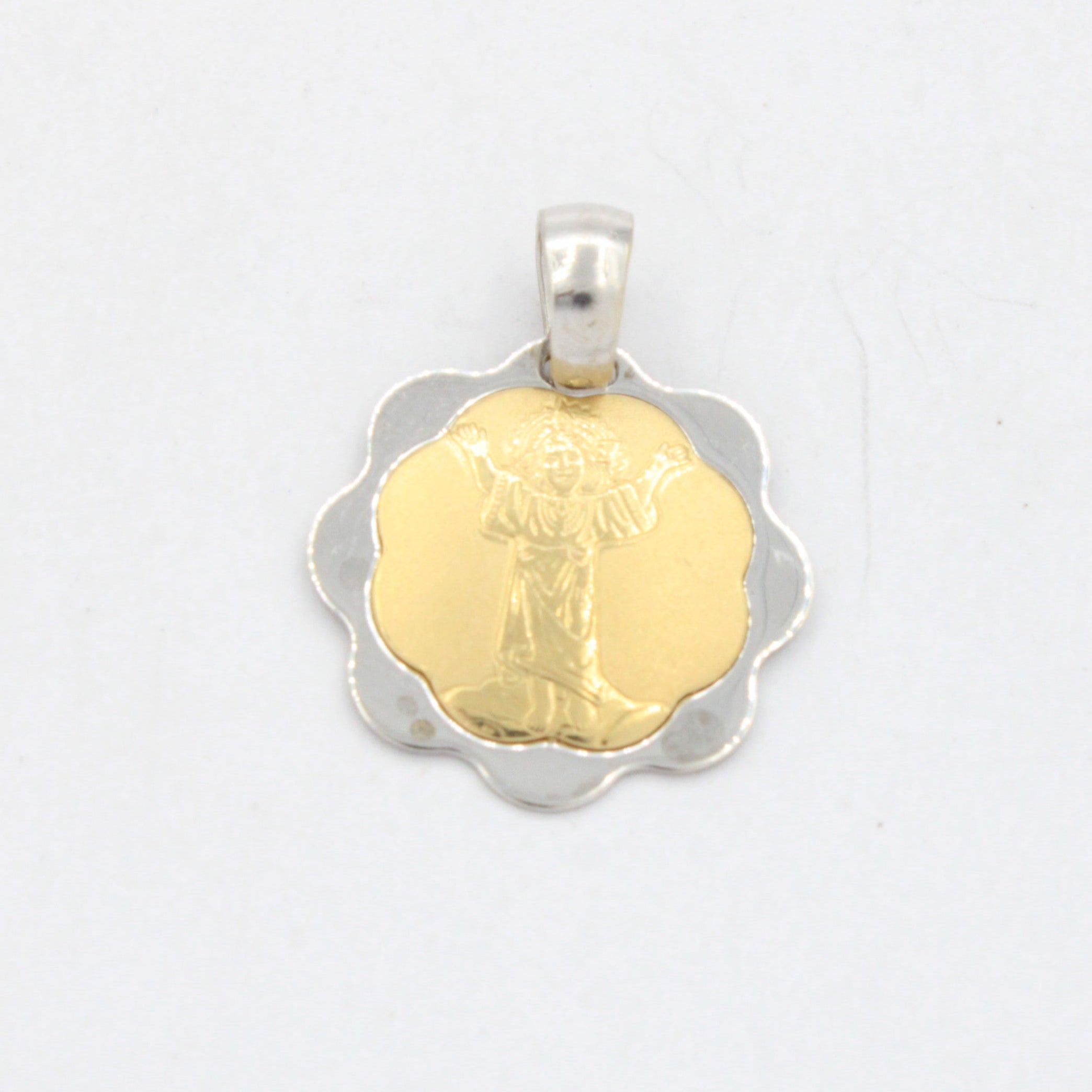 Medalla de Oro 14k Bicolor con Grabado de Divino Niño en Diseño Ondulado mod. 10713