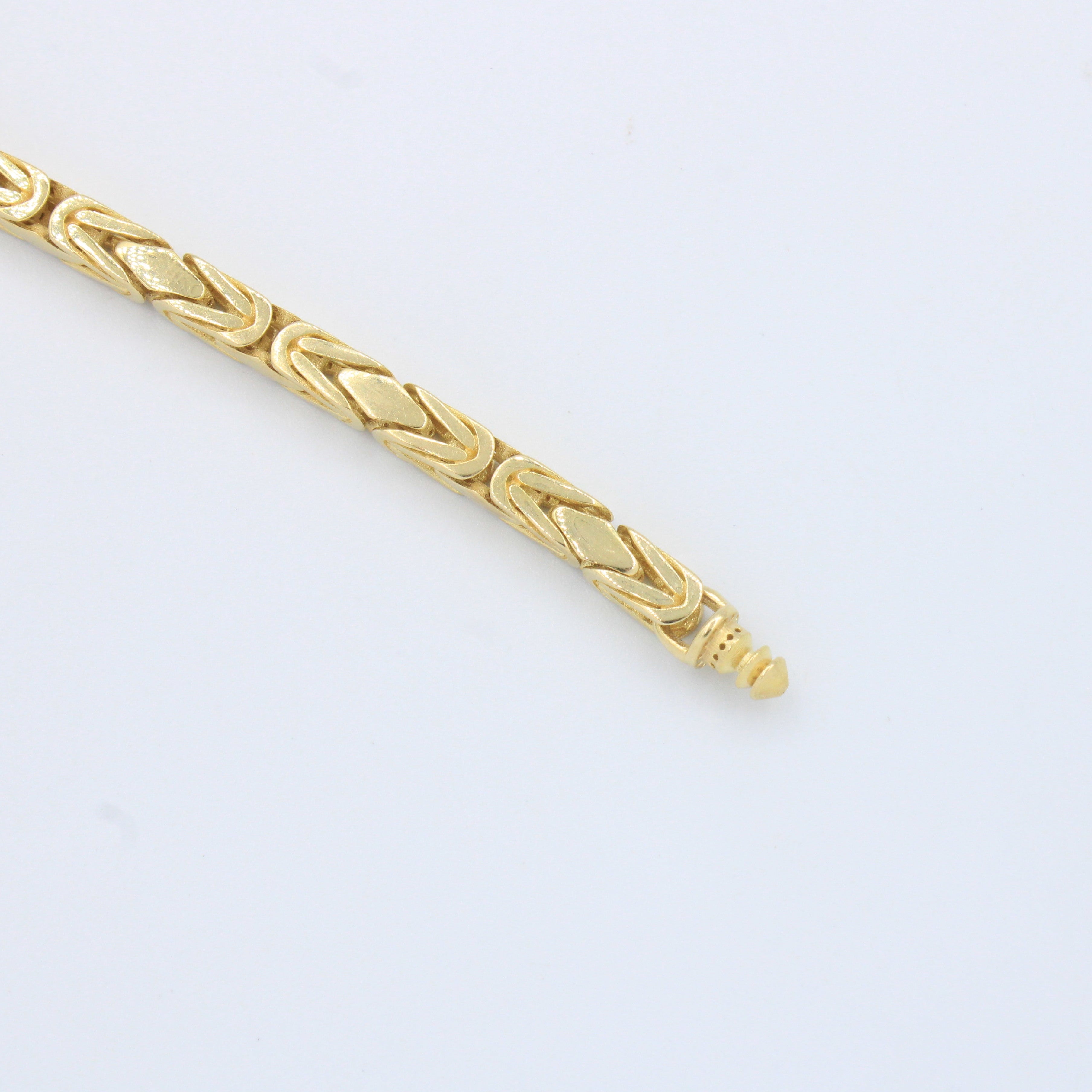 Pulsera Monaco Chain de Oro 14k Modelo Rey de Broche Pavé con Incrustación de Swarovski mod. 9685