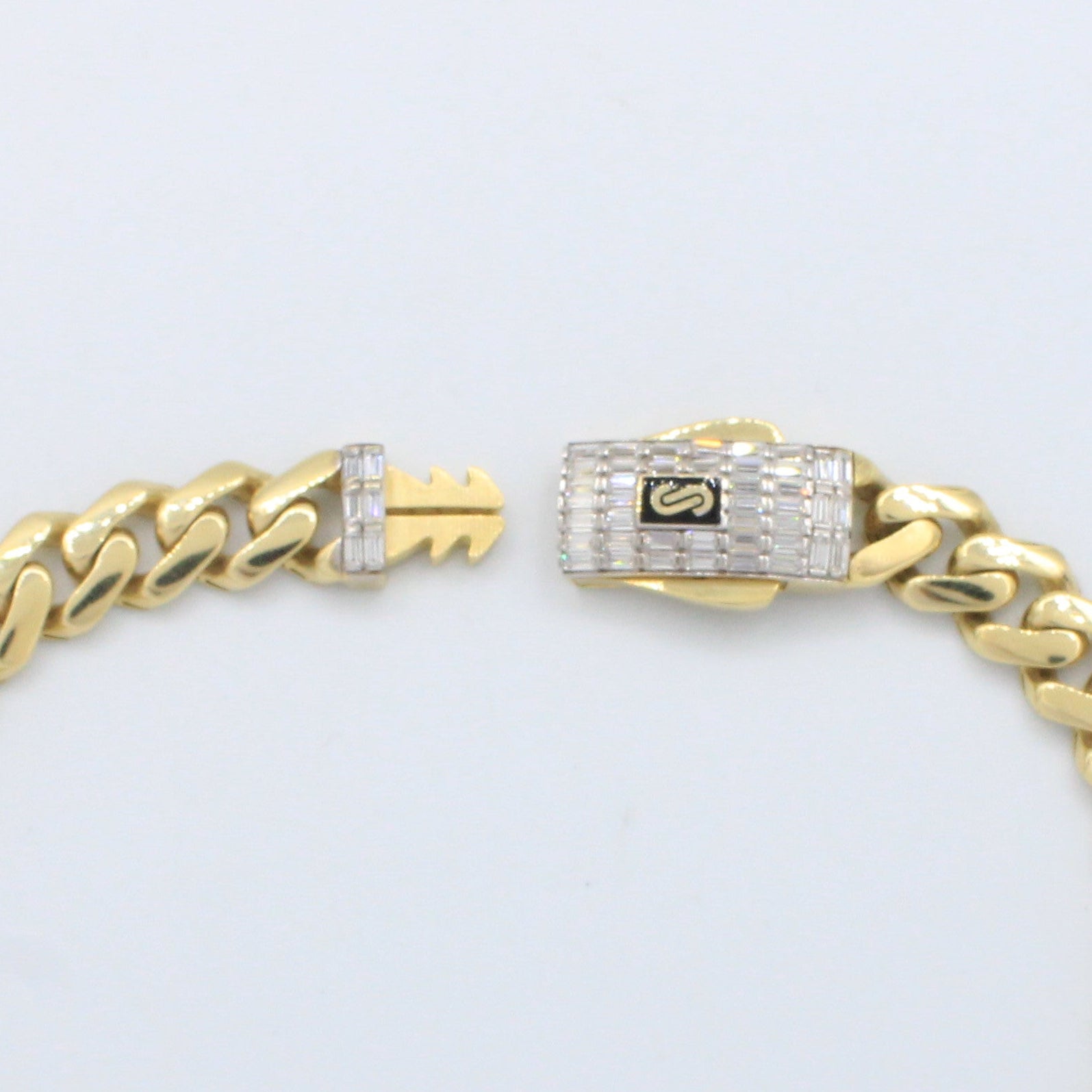 Pulsera Monaco Chain de Oro 14k Modelo Edge con Broche Baguette mod. 10160