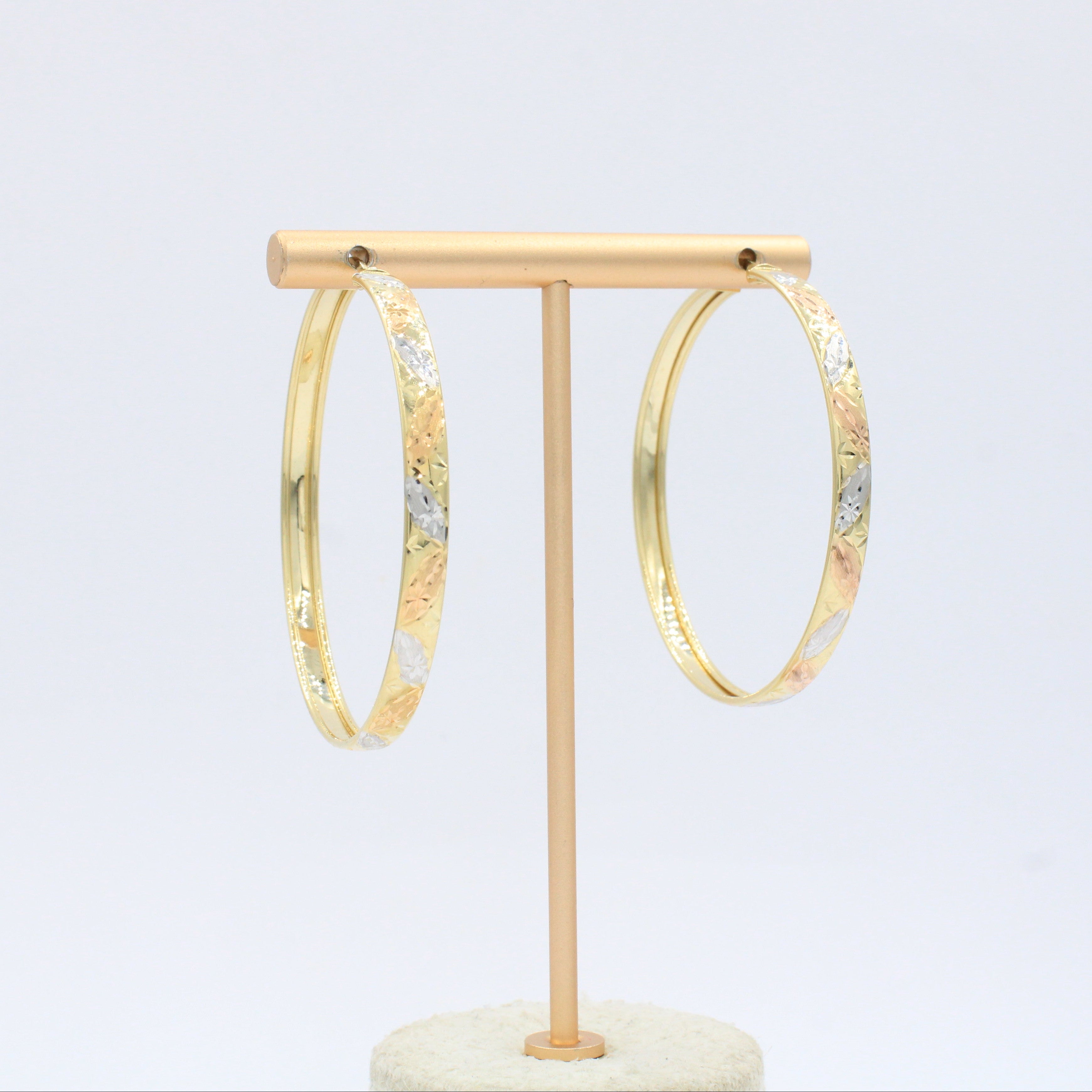 Arracada de Oro 14k con Diseño Diamantado Florentino mod. 10144
