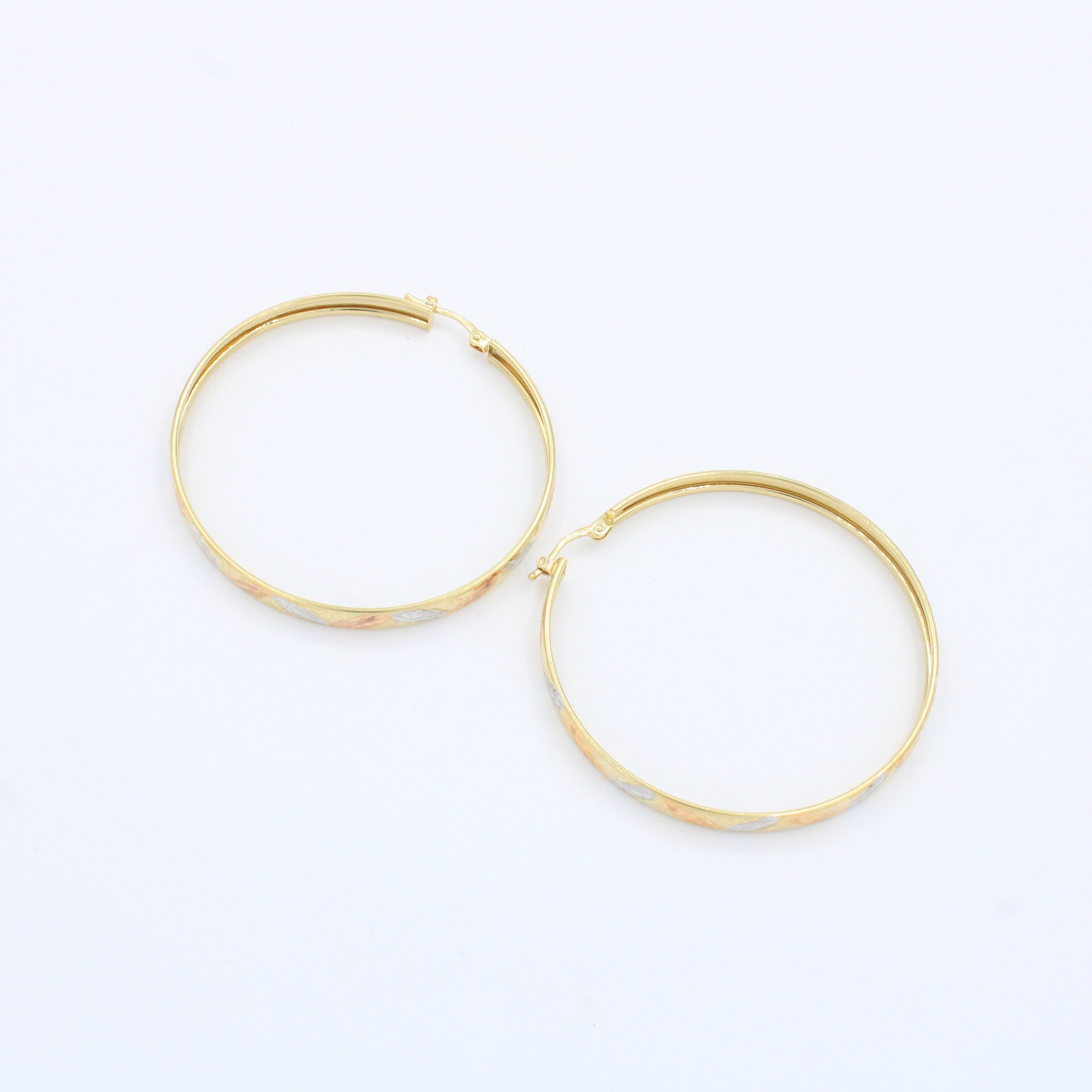 Arracada de Oro 14k con Diseño Diamantado Florentino mod. 10144