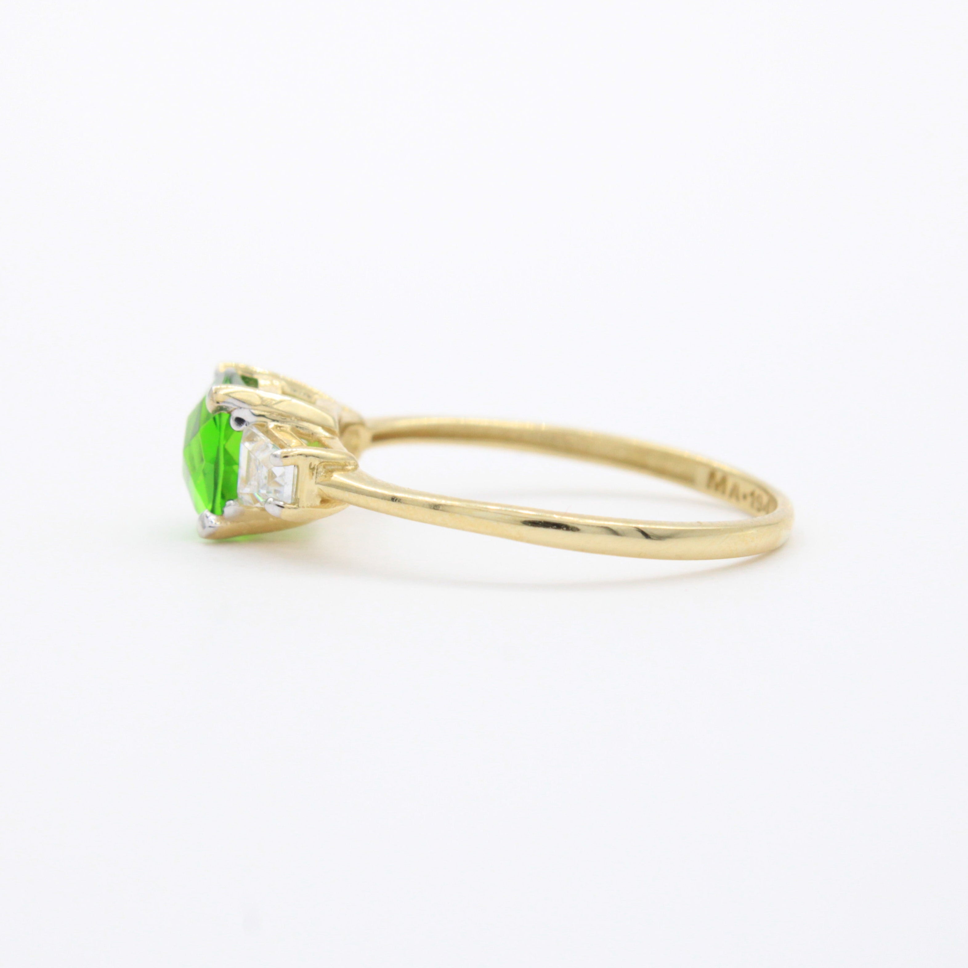 Anillo de Oro 14k Diseño Fino con Zirconia Facetada Central de Tono Verde mod. 10756