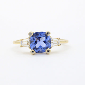 Anillo de Oro 14k Diseño Elegante Especial con Zirconia de Corte Brillante en Tono Marino mod. 10766
