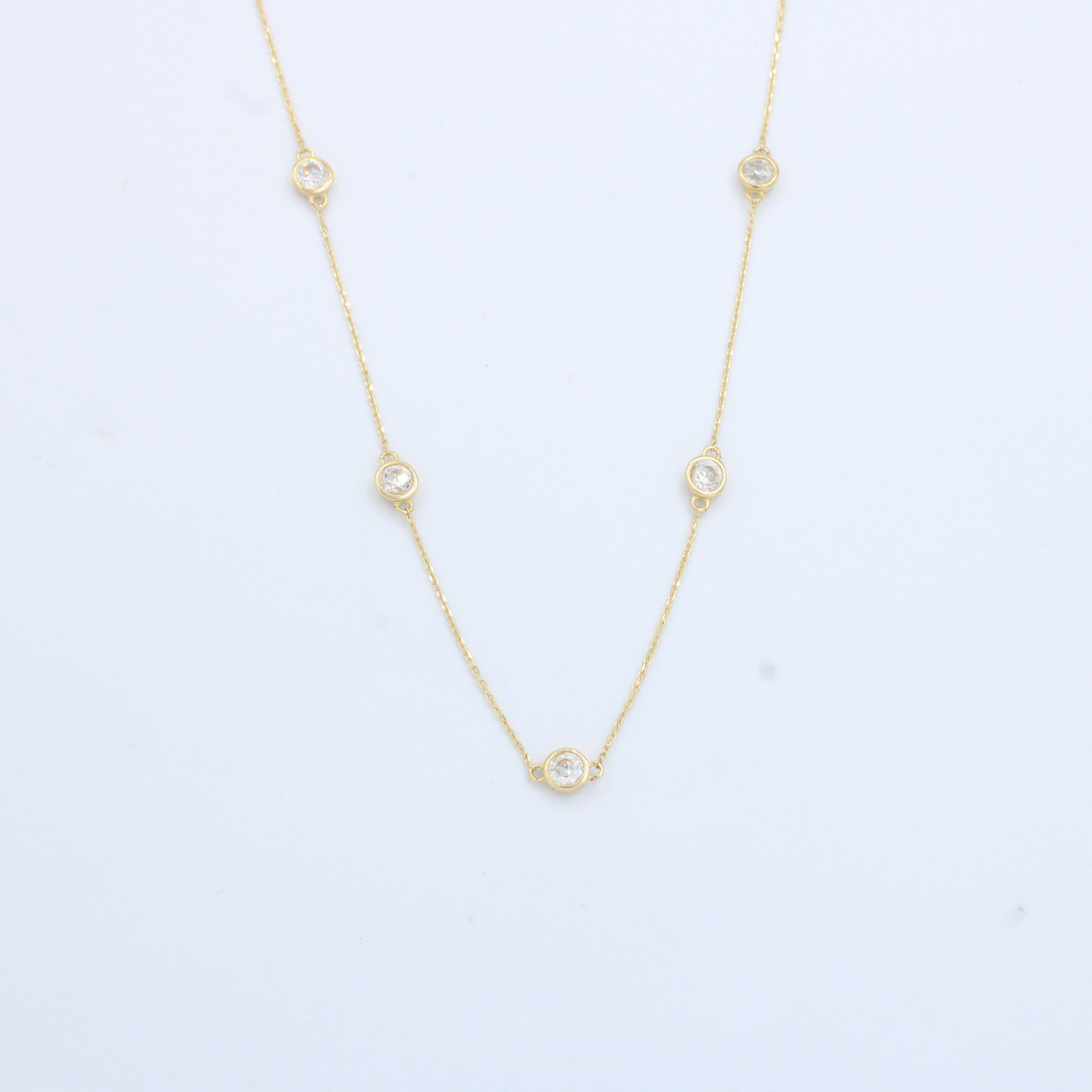 Gargantilla de Oro 14k Diseño con 7 Zirconias Biseladas mod. 10202