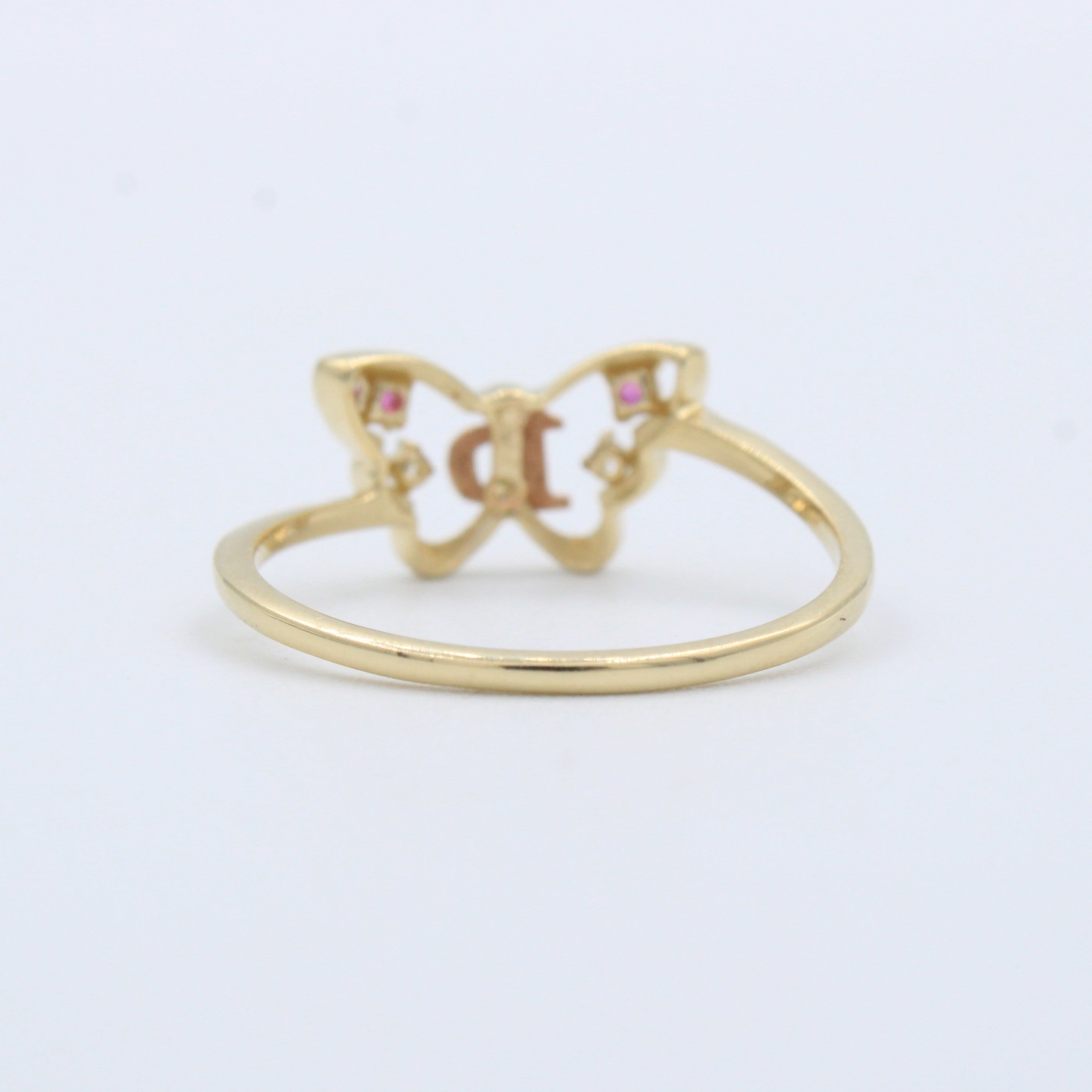 Anillo XV Años de Oro 14k con Forma de Mariposa con Número 15 mod. 10205