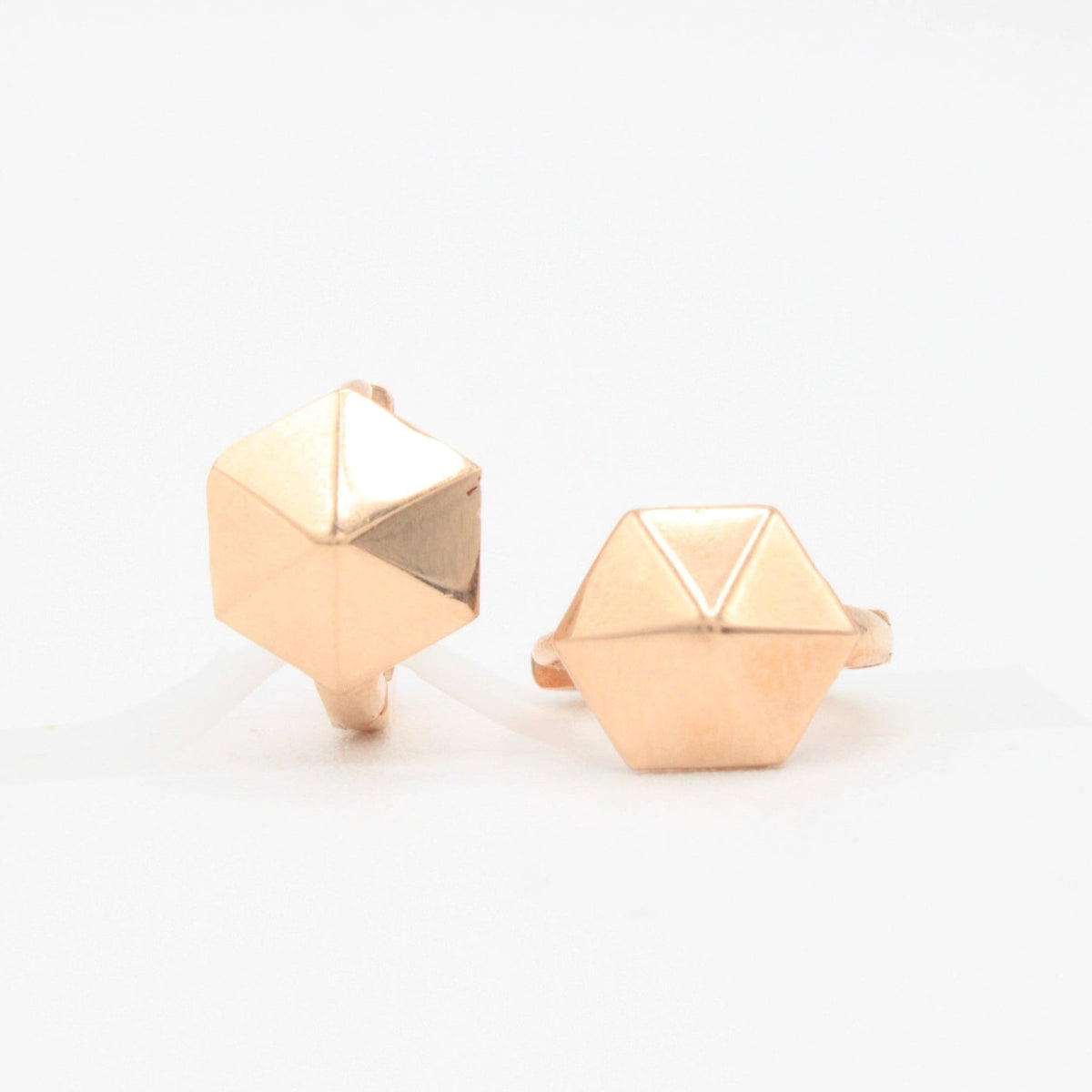 Grapa de Oro 14k Rosa de Hexagono 3D mod. 11134