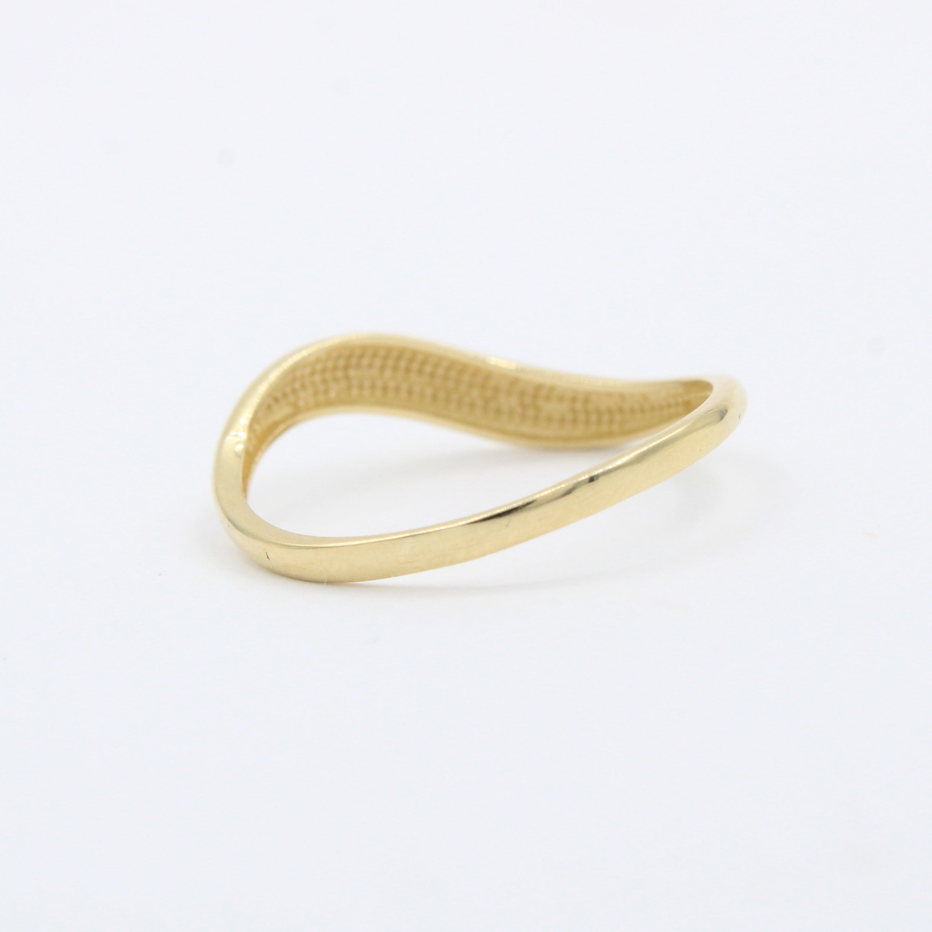 Anillo de Oro 14k Diseño Ondulado y Brillante mod. 10232