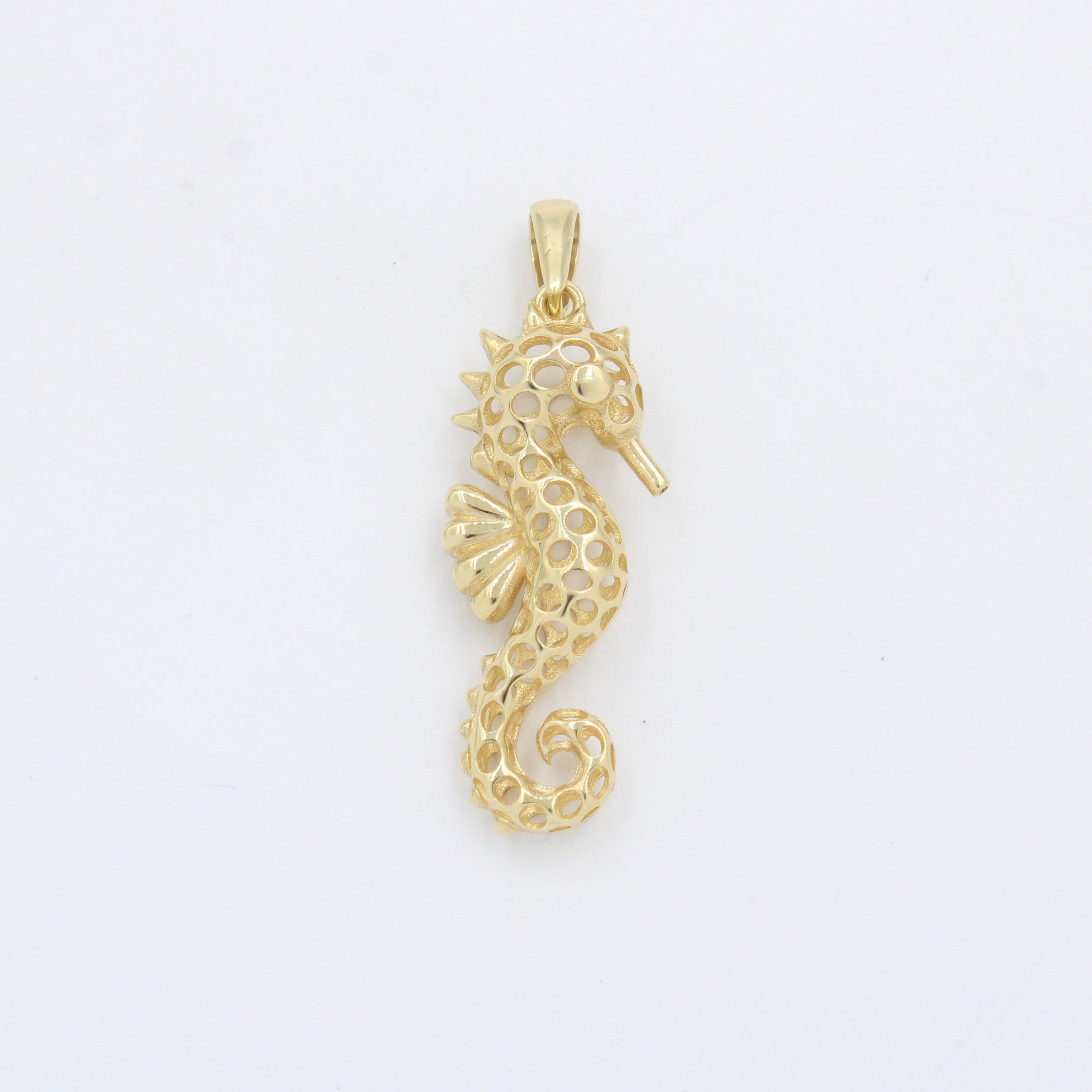 Dije de Oro 14k Caballito de Mar de Diseño en Red Brillante mod. 10256