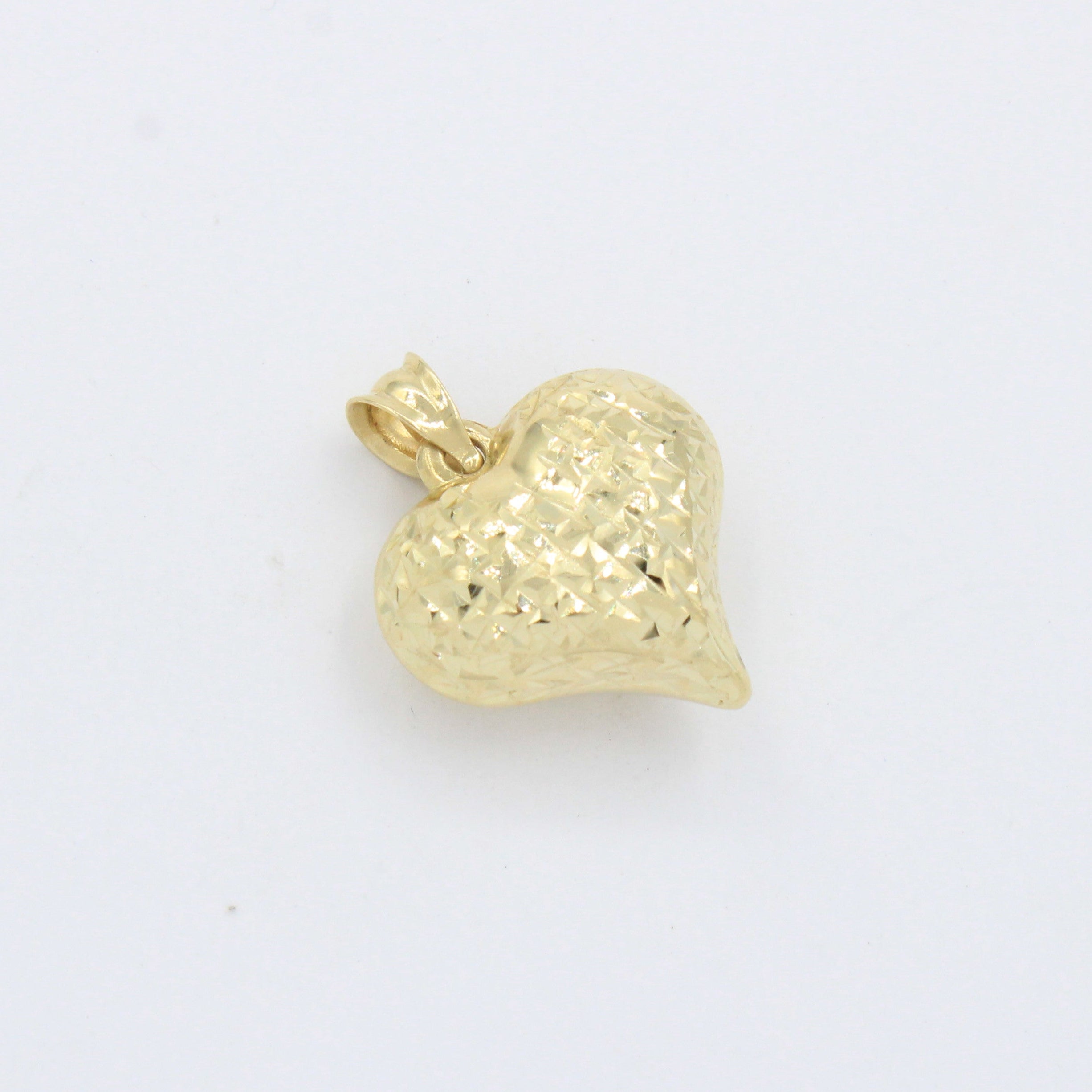 Dije de Oro 14k Corazón Diamantado de Diseño Inflado Hueco mod. 10257