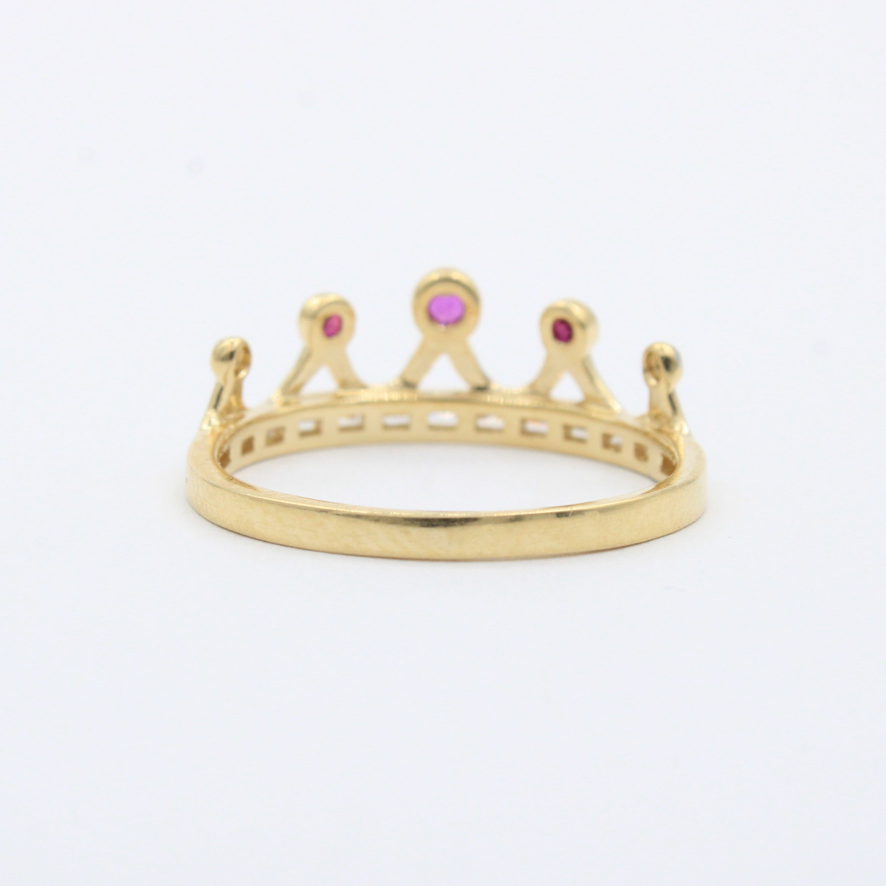 Anillo XV Años de Oro 14k Corona con Zirconias Rojas mod. 10263