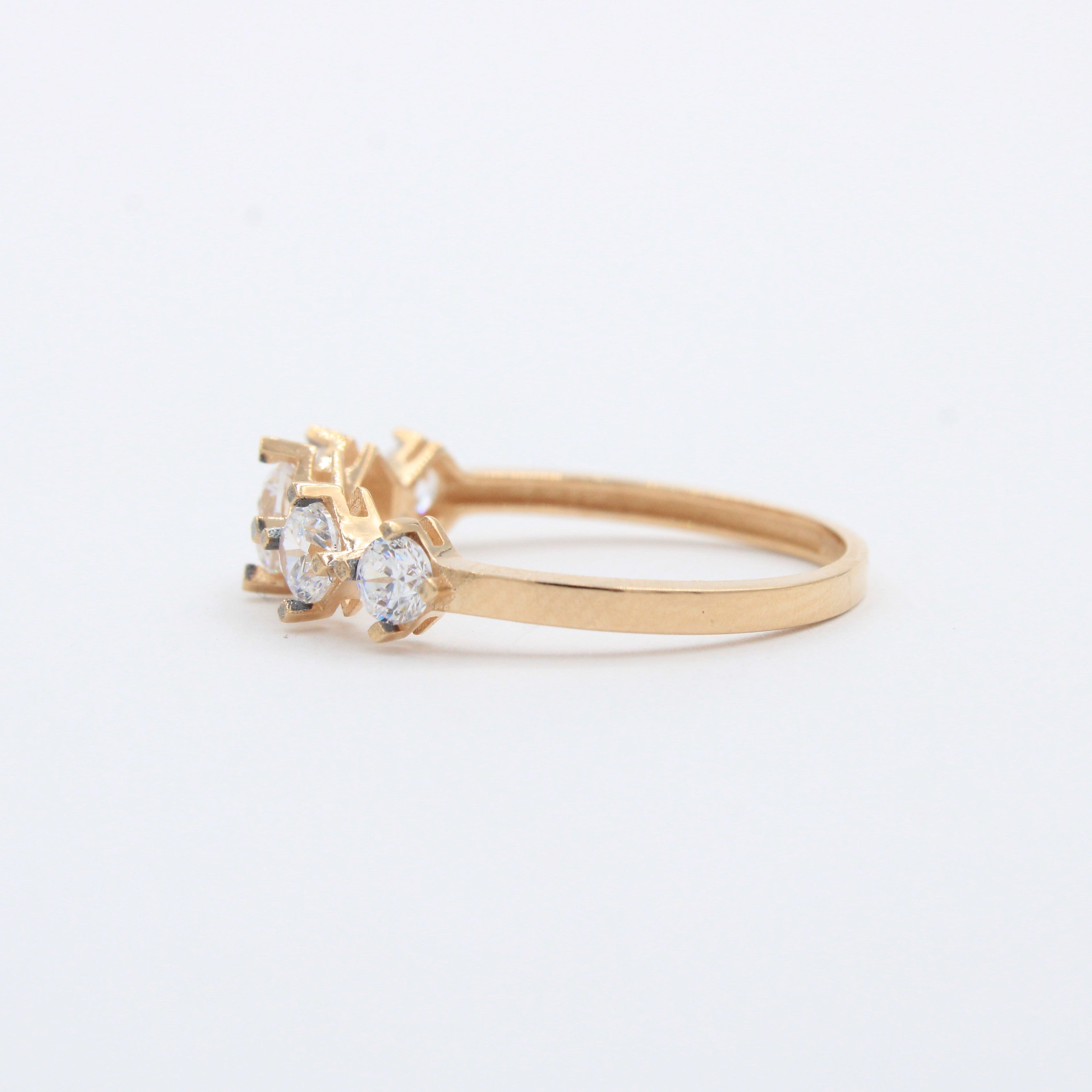 Anillo de Oro 14k Diseño de Rombo con Zirconias Especiales mod. 10274