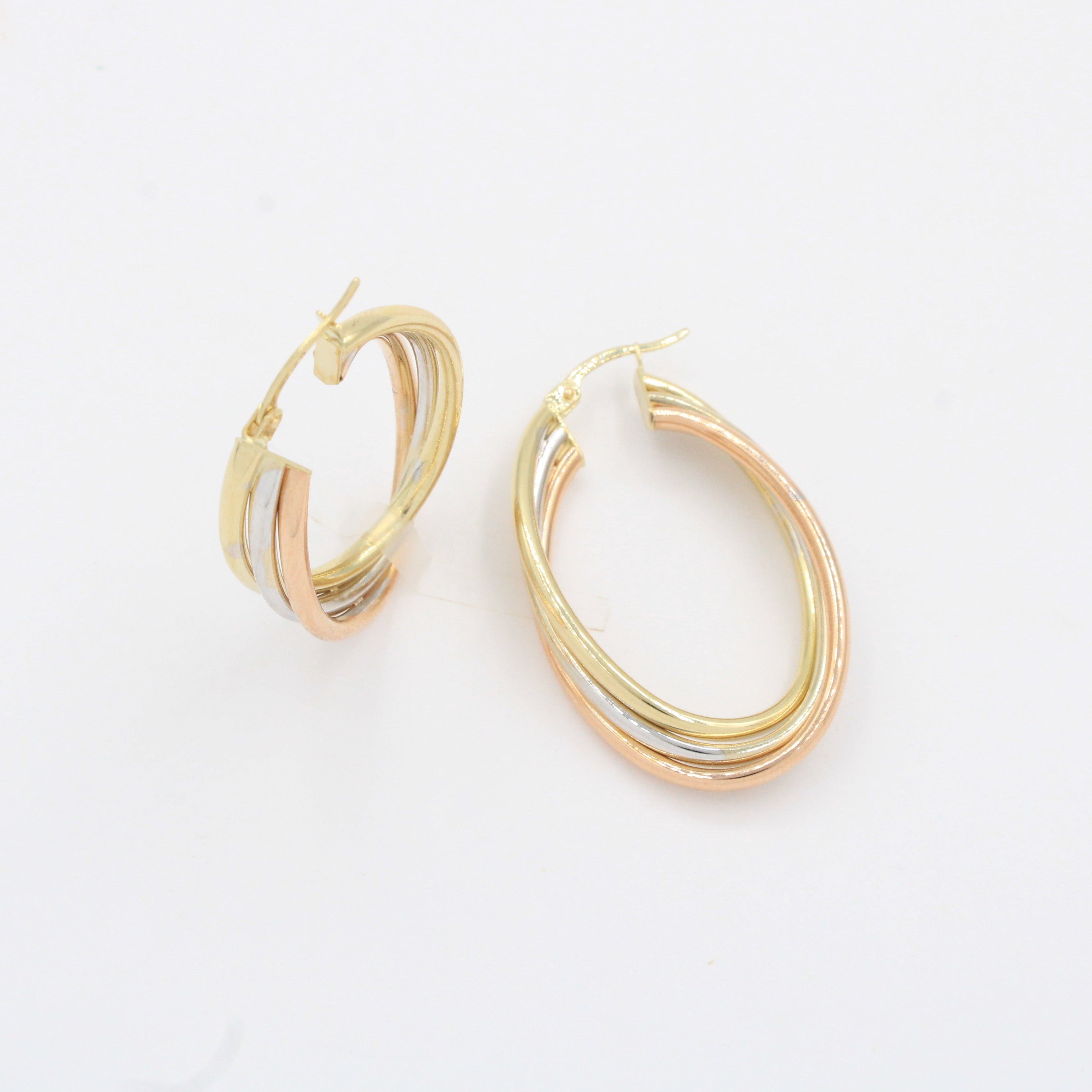 Arracada de Oro 14k Diseño Torzal de Estilo Tubular Hueco en Forma Oval Brillante mod. 10307