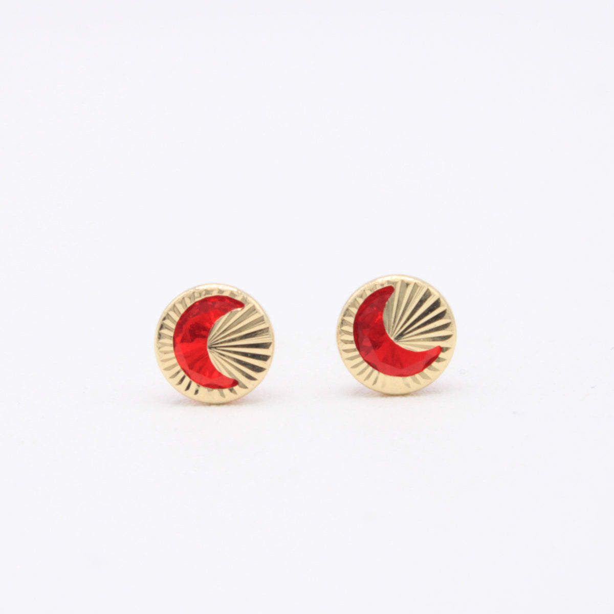 Broquel de Oro 14k Luna con Zirconia Color Rojo Incrustada Mod. 11164