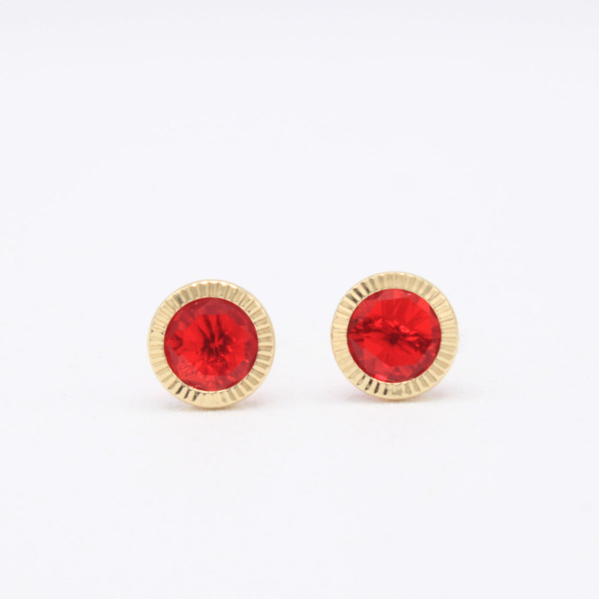 Broquel de Oro 14k Circular con Zirconia Roja Mod. 11166