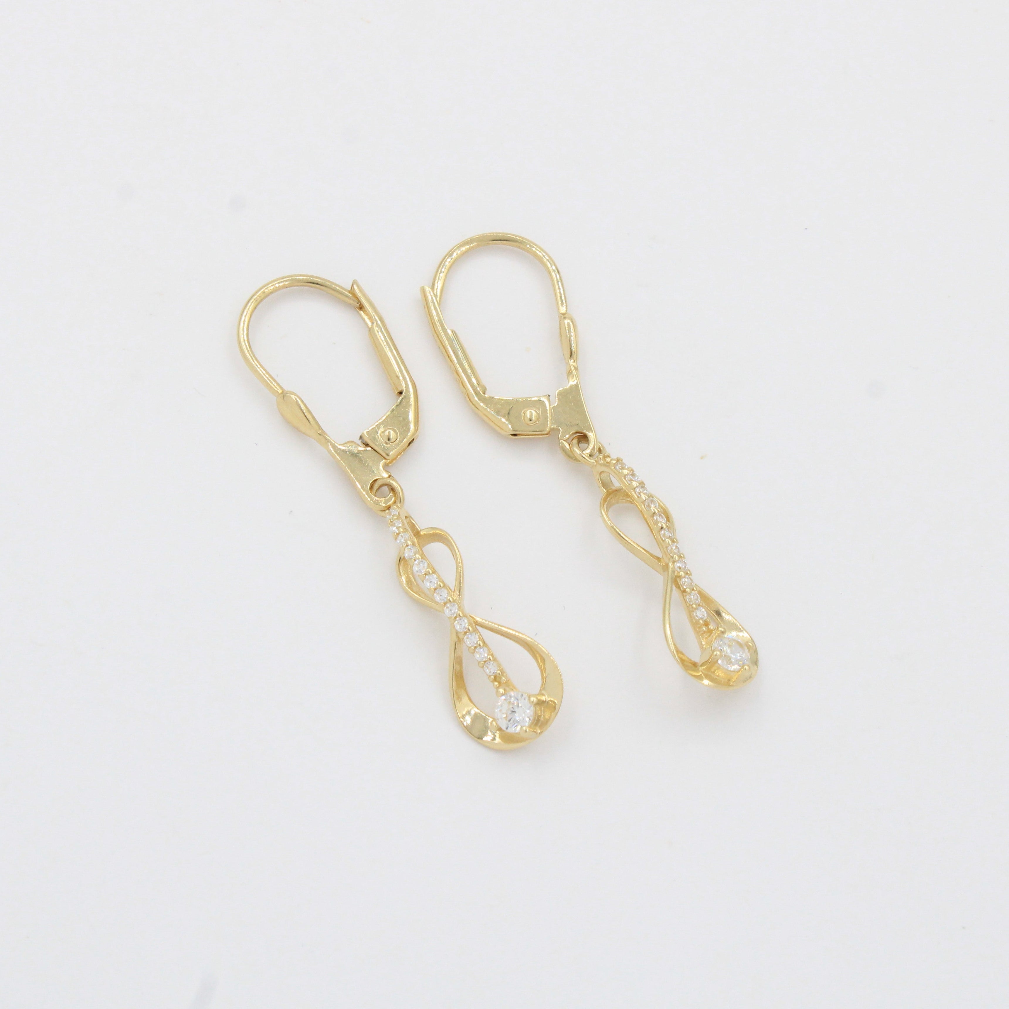 Arete Largo de Oro 14k Diseño con Forma de Infinito Incrustado con Zirconias mod. 10348