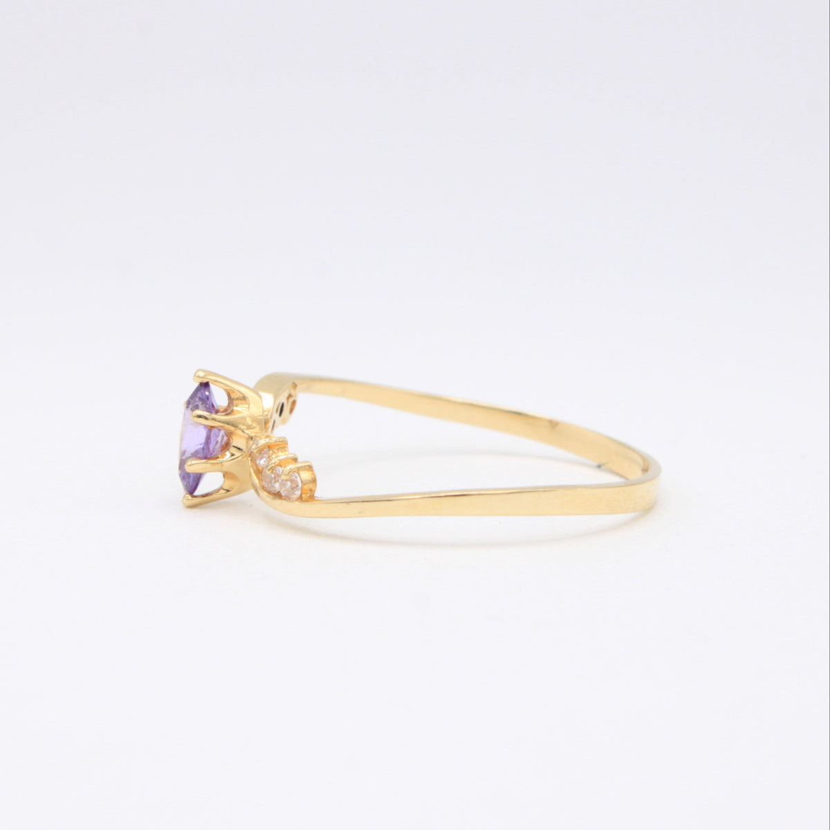 Anillo de Oro 14k Piedra Principal Morada en Forma de Gota mod. 11172