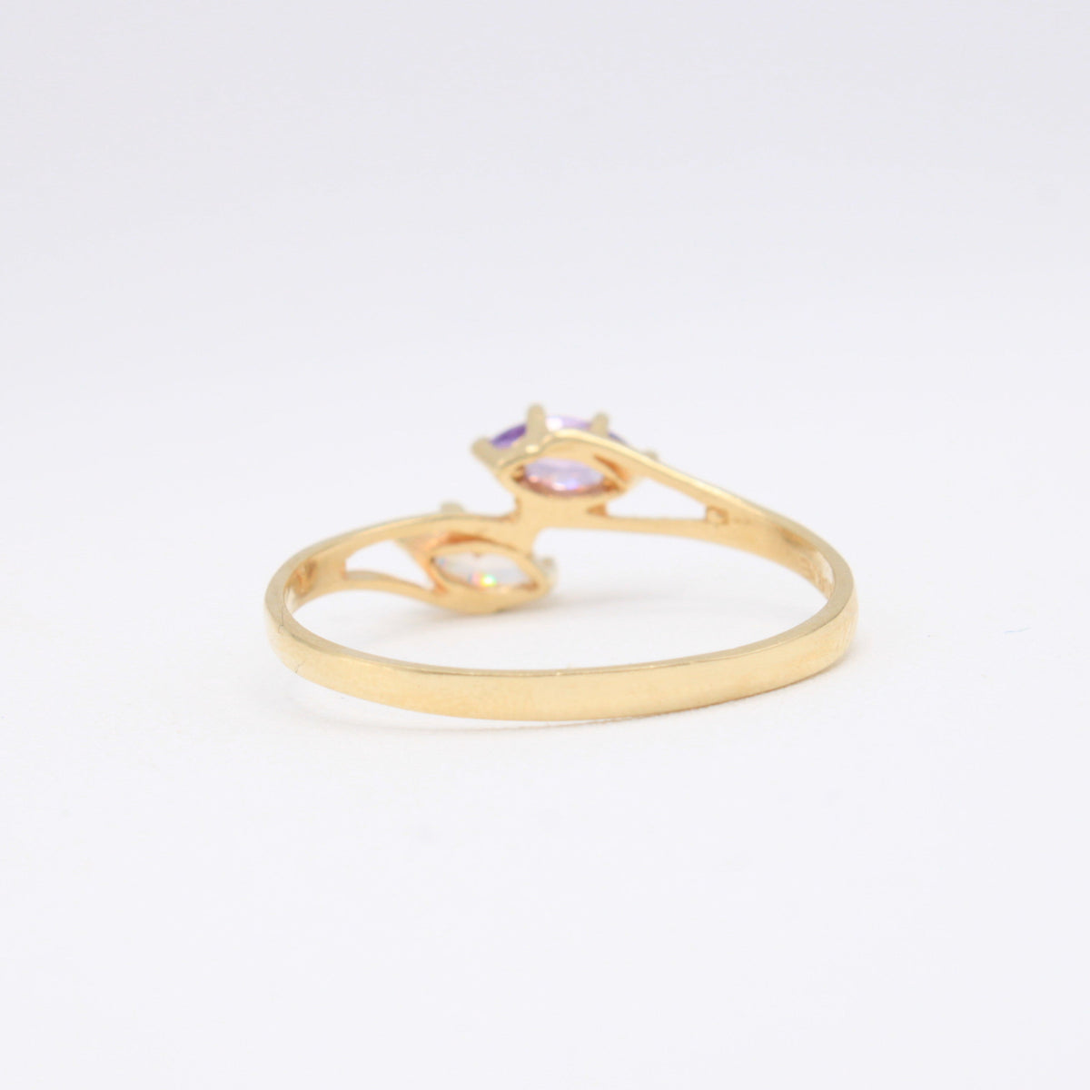 Anillo de Oro 14k Piedra Principal Morada y Transparente mod. 11174
