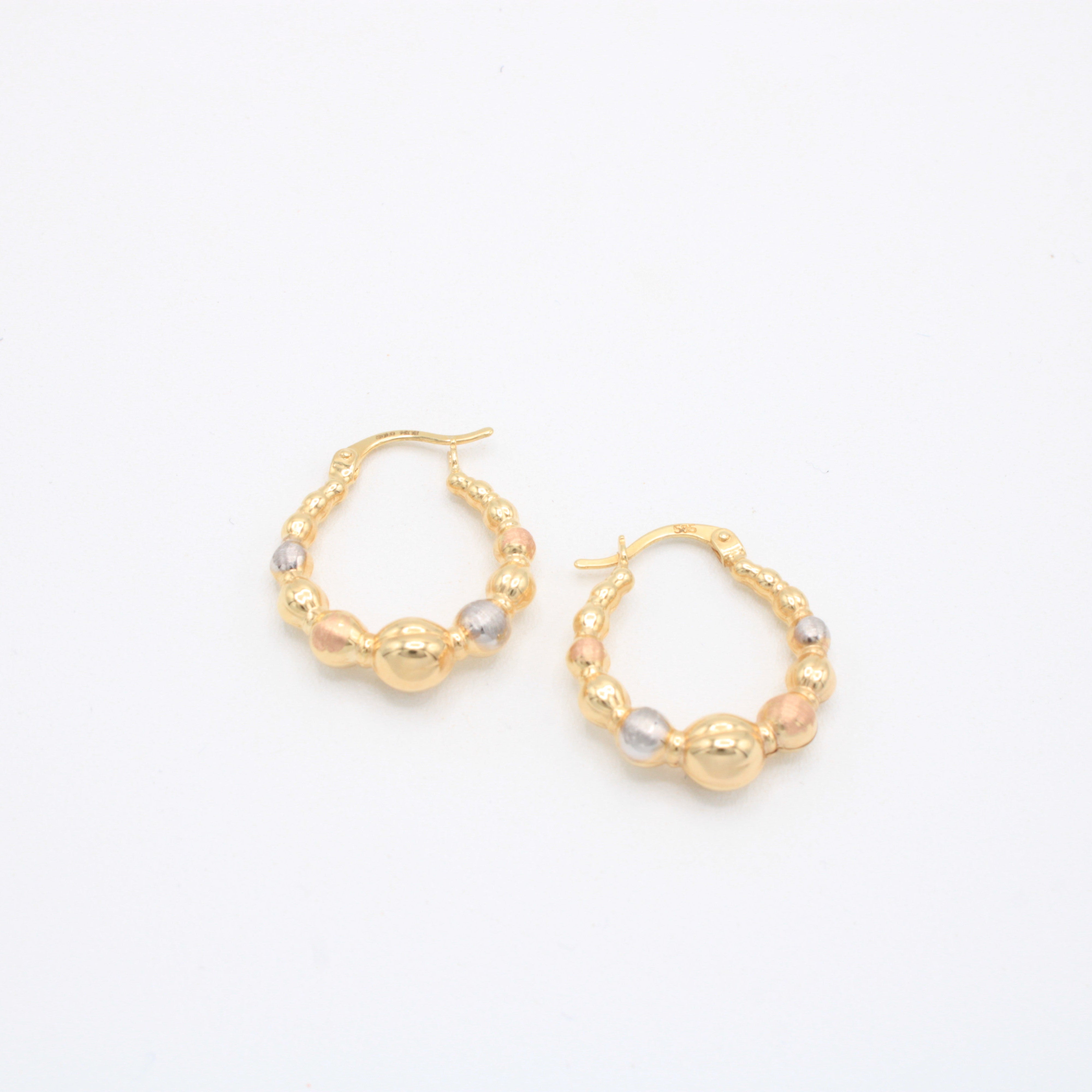 Arracada de Oro 14k Diseño Esferas Huecas Florentinas mod. 10889