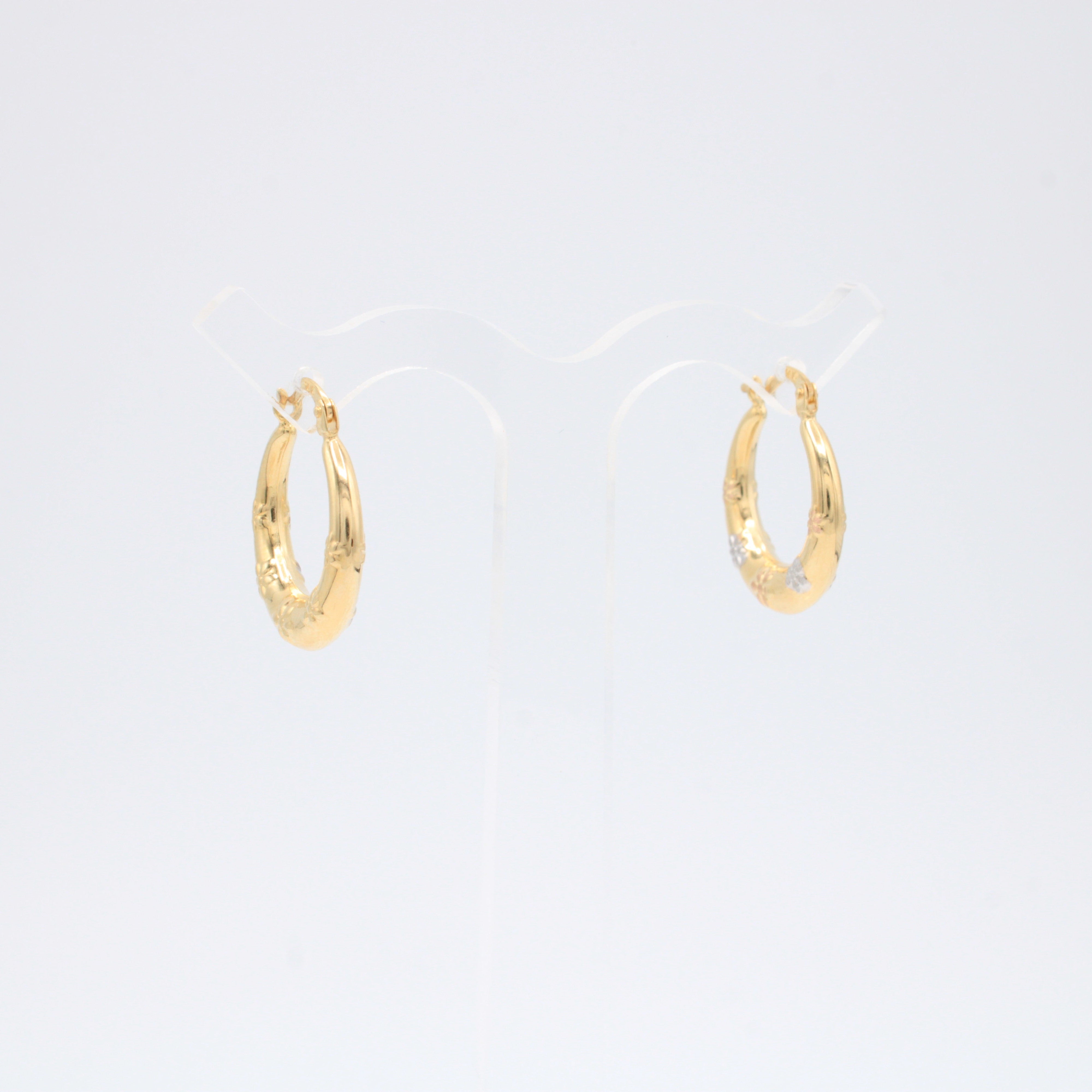 Arracada de Oro 14k Diseño Inflado con Flores mod. 10890
