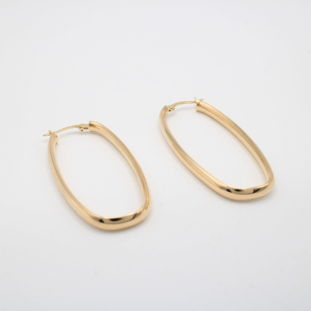Arracada de Oro 14k Oval Larga Elegante mod. 11178