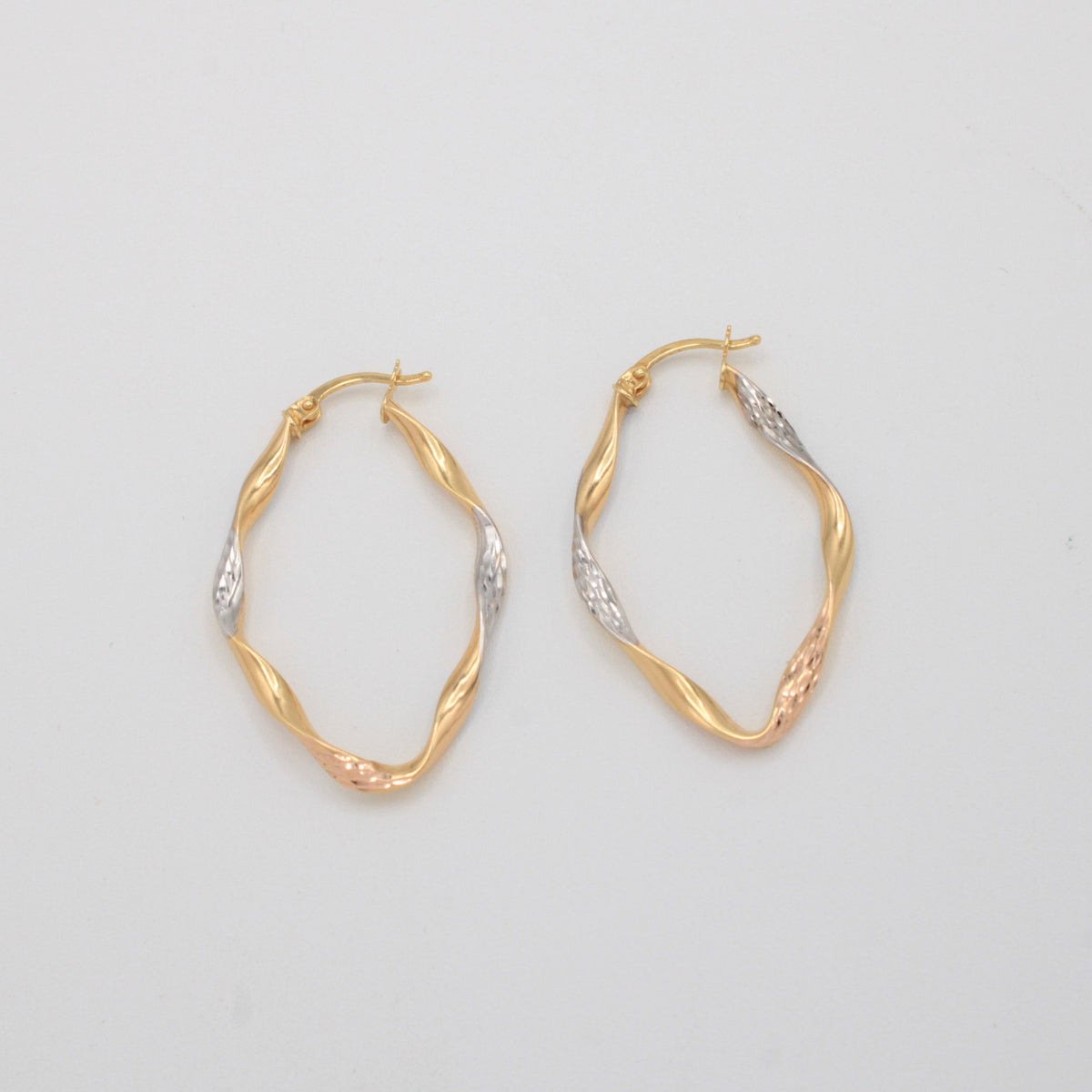 Arracada de Oro 14k Diseño Torcido Florentino mod. 11185