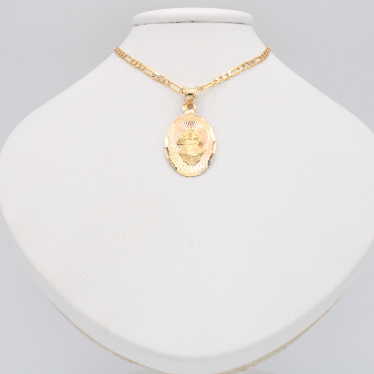Gargantilla de Oro 14k Tejido 3x1 con Dije Virgen de San Juan de Los Lagos mod. 11198