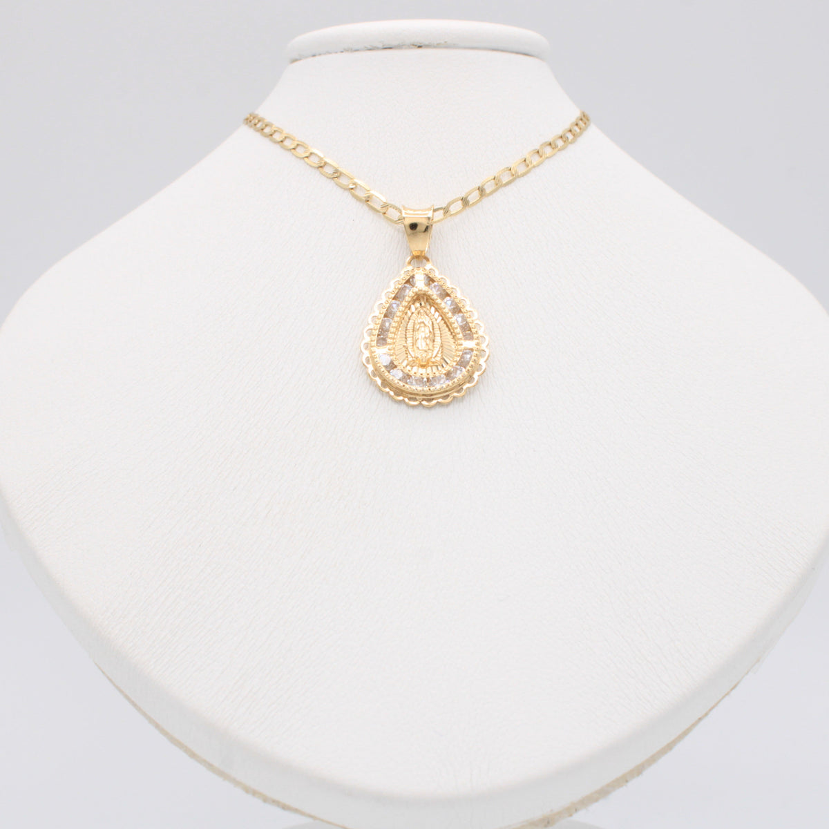 Gargantilla de Oro 14k Tejido Inglés con Dije Gota de la Virgen con Zirconias mod. 11202