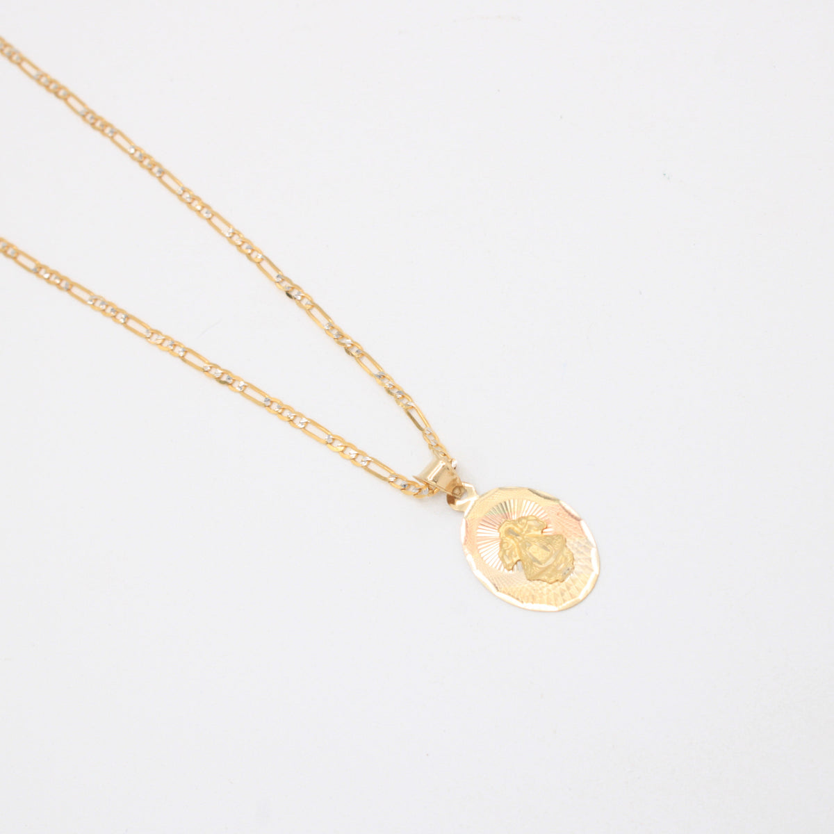 Gargantilla de Oro 14k Tejido 3x1 con Dije Virgen de San Juan de Los Lagos mod. 11198