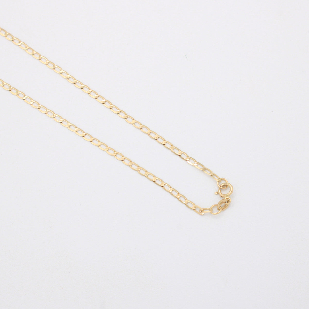 Gargantilla de Oro 14k Tejido Inglés con Dije Gota de la Virgen con Zirconias mod. 11202