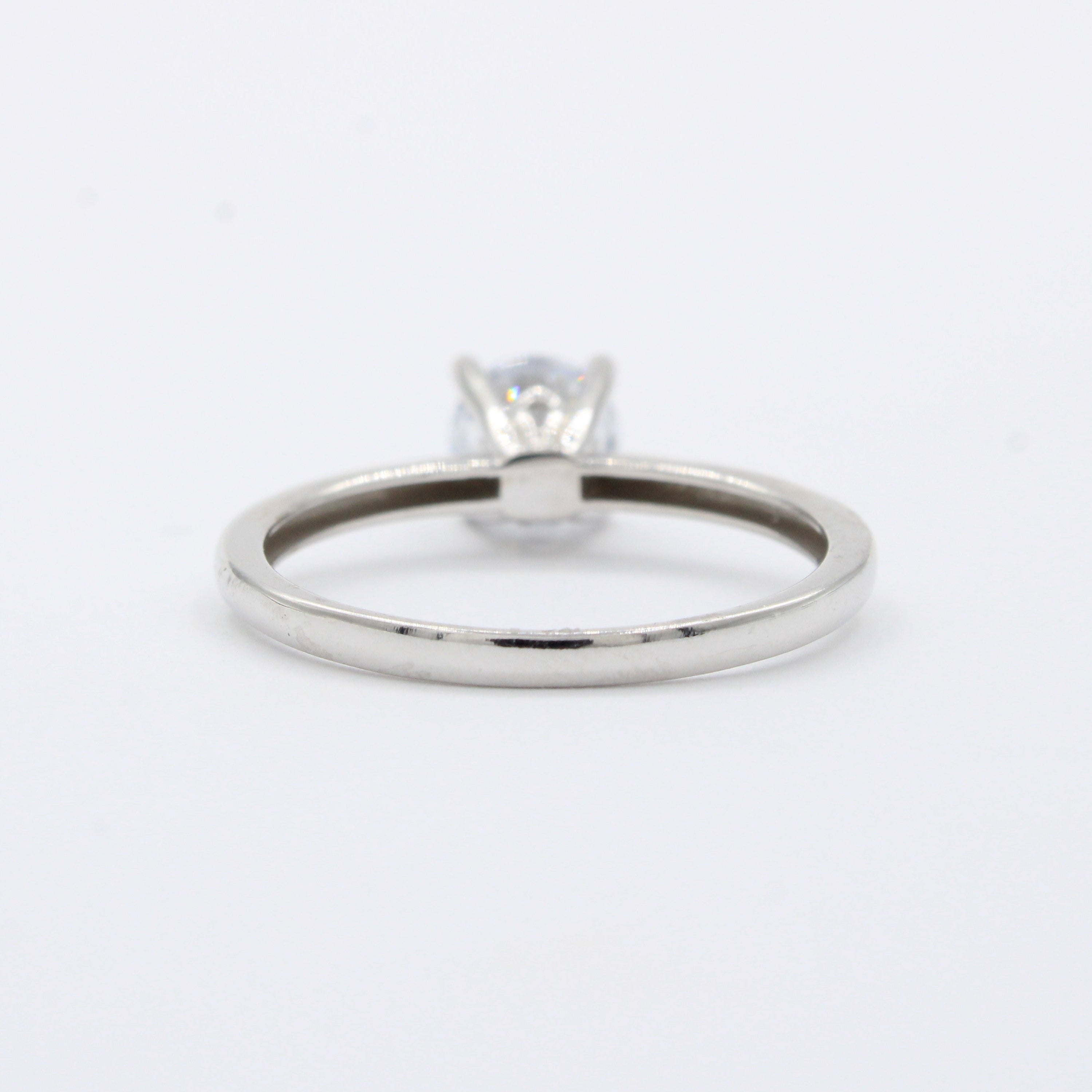 Anillo de Compromiso en Oro 14k Modelo Fino con Zirconia Brillante mod. 10398