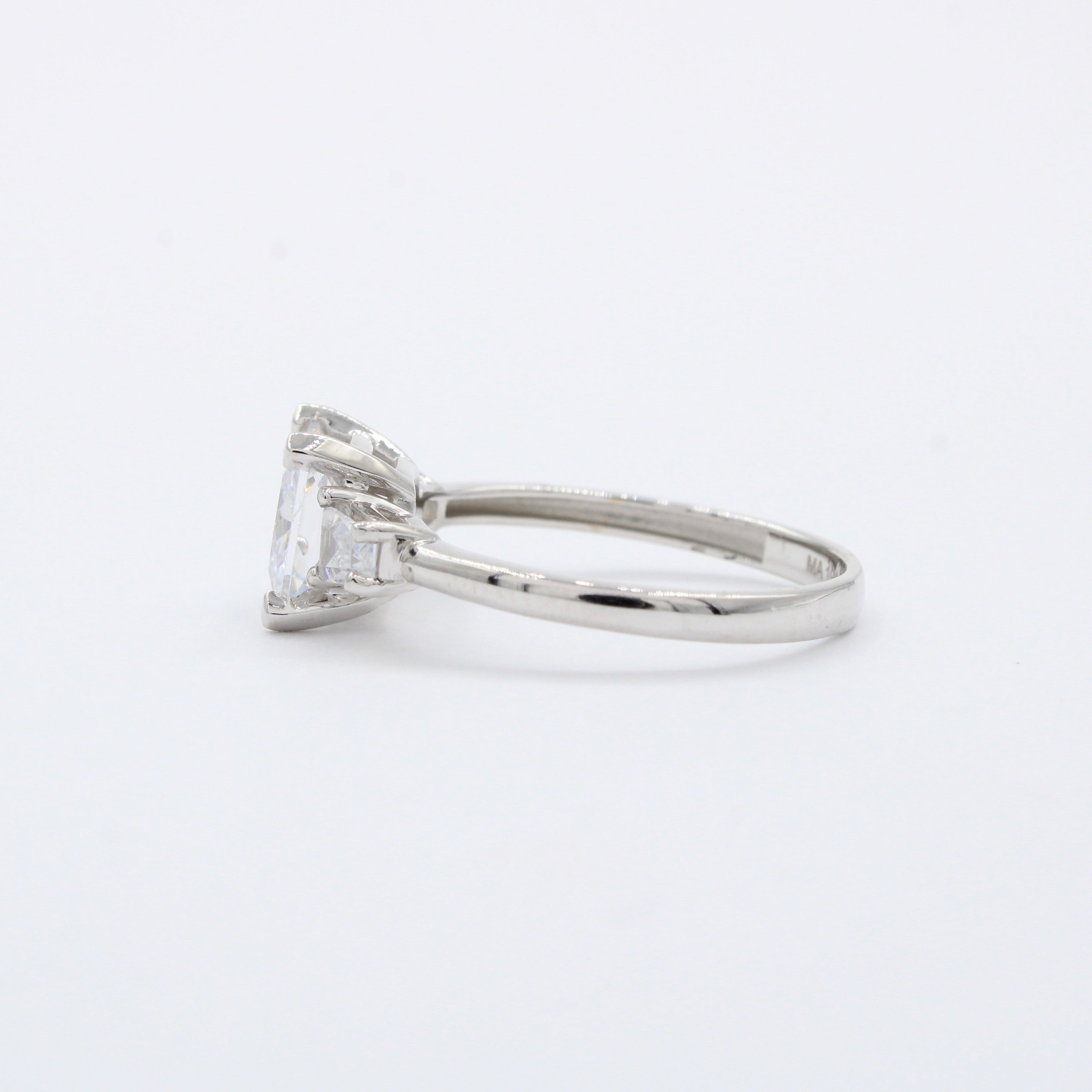 Anillo de Compromiso en Oro 14k con Zirconia Brillante mod. 10405