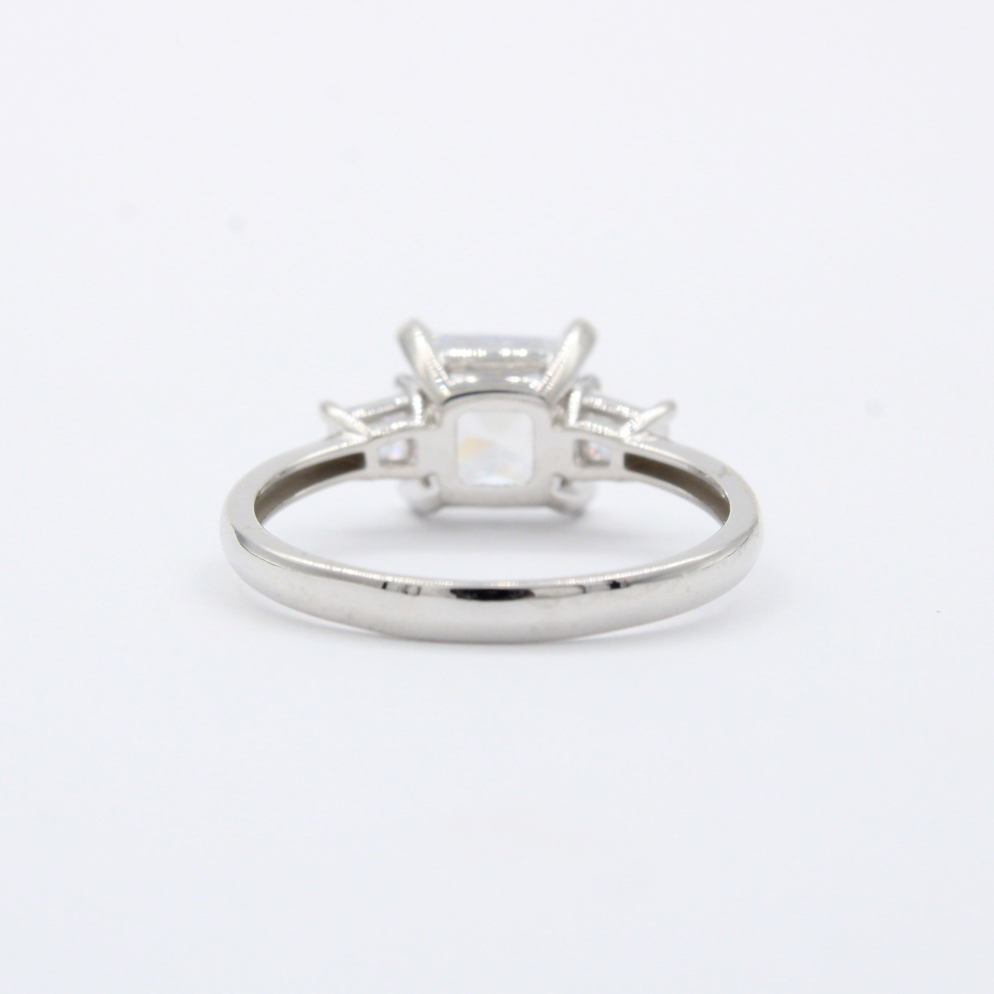 Anillo de Compromiso en Oro 14k con Zirconia Brillante mod. 10405