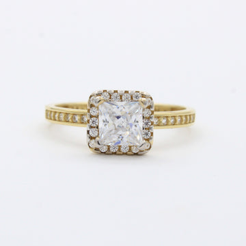 Anillo de Compromiso en Oro 14k Modelo Elegante con Incrustación Especial de Zirconias mod. 10411