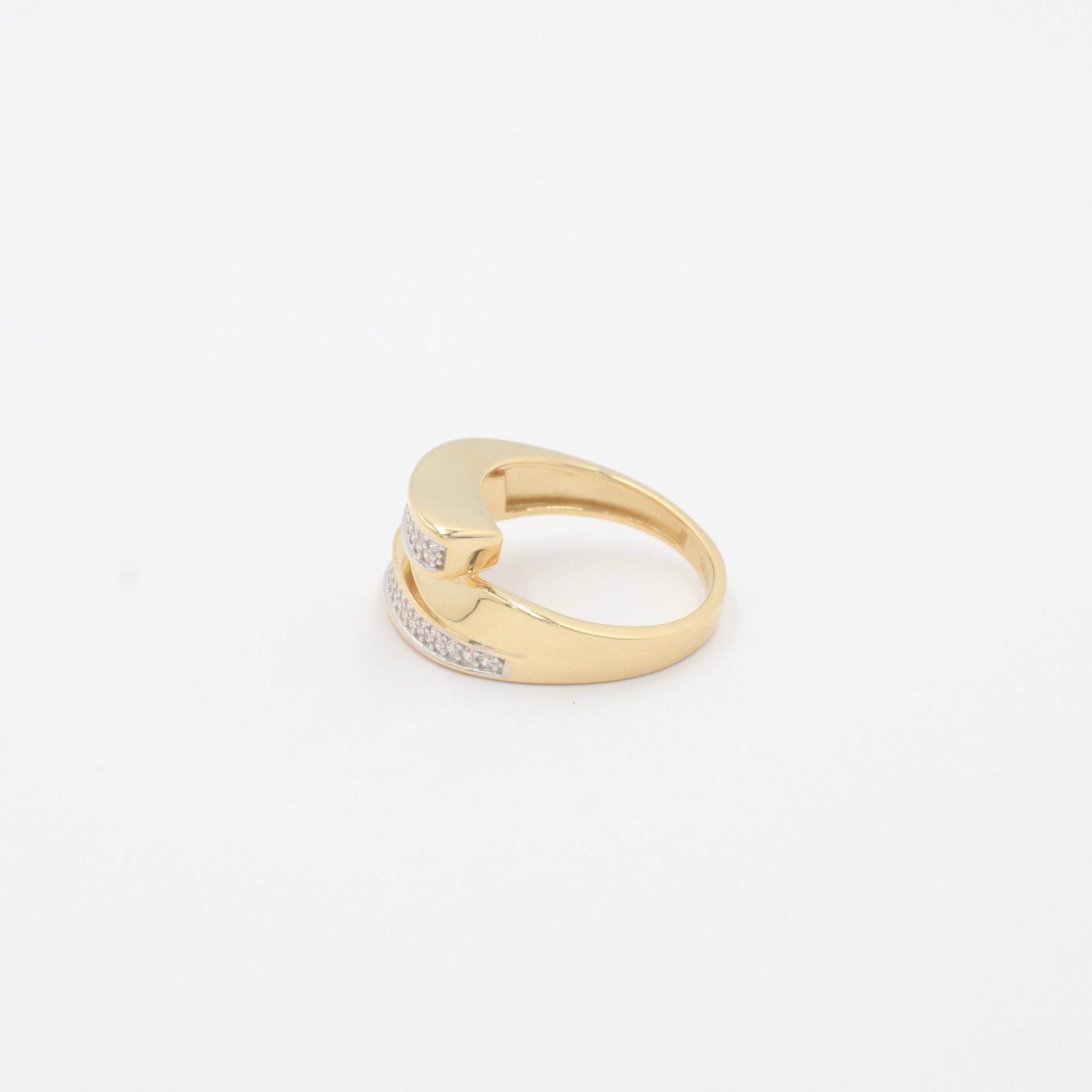 Anillo de Oro 14k Diseño Especial con Zirconias Engastadas en Alto Relieve mod. 9987