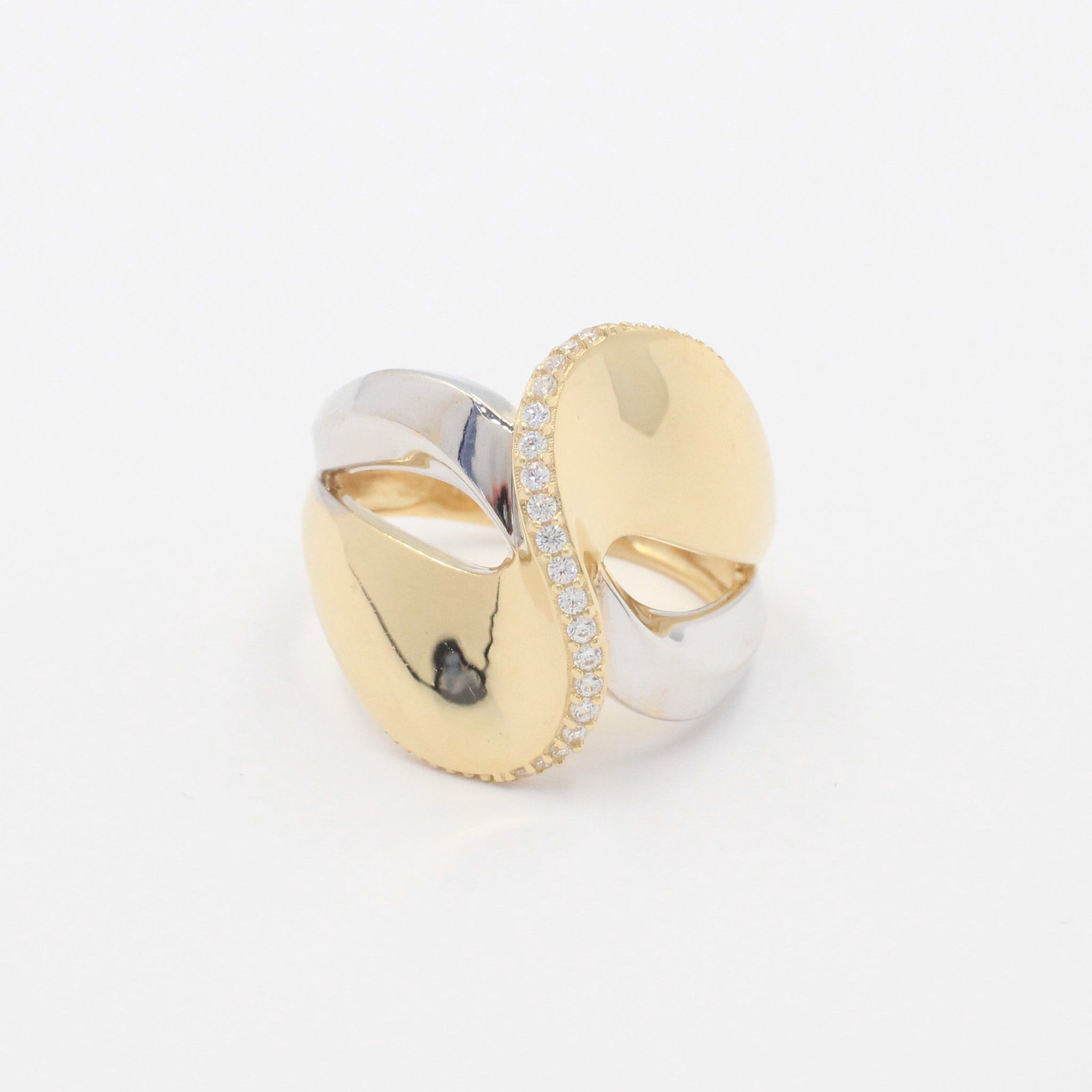 Anillo de Oro 14k Diseño Especial Cruzado con Banda de Zirconias Finas mod. 9990