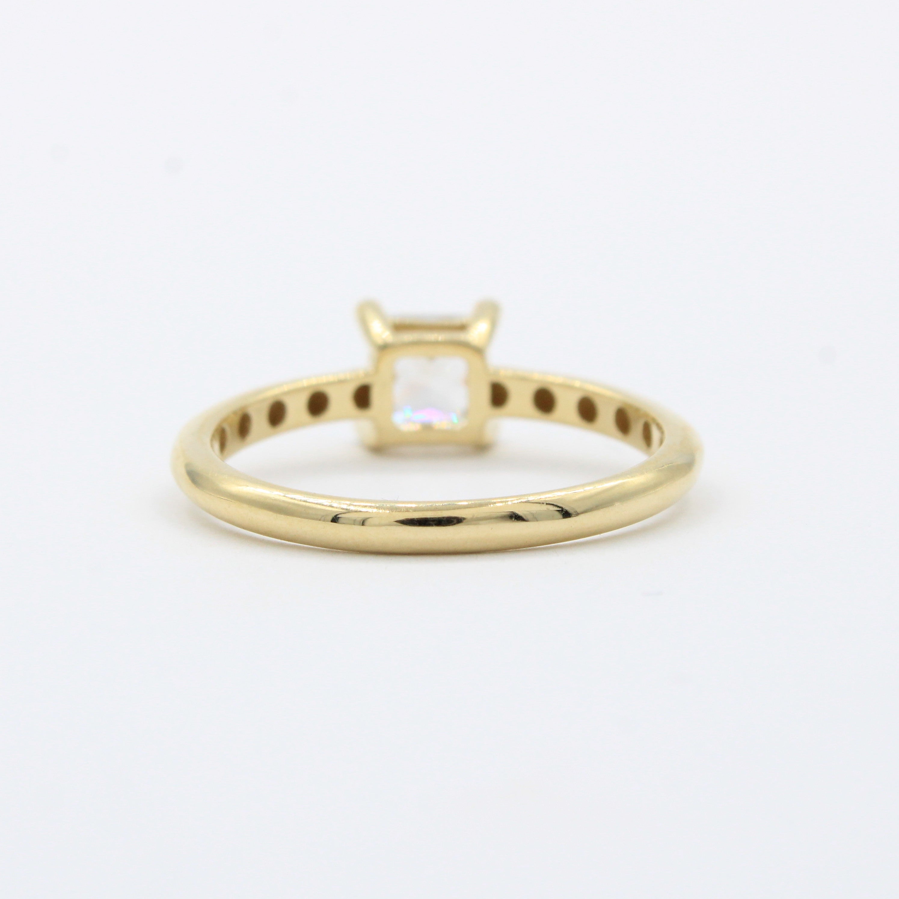 Anillo de Compromiso en Oro 14k Diseño con Zirconia de Corte Cuadrado Brillante mod. 10415
