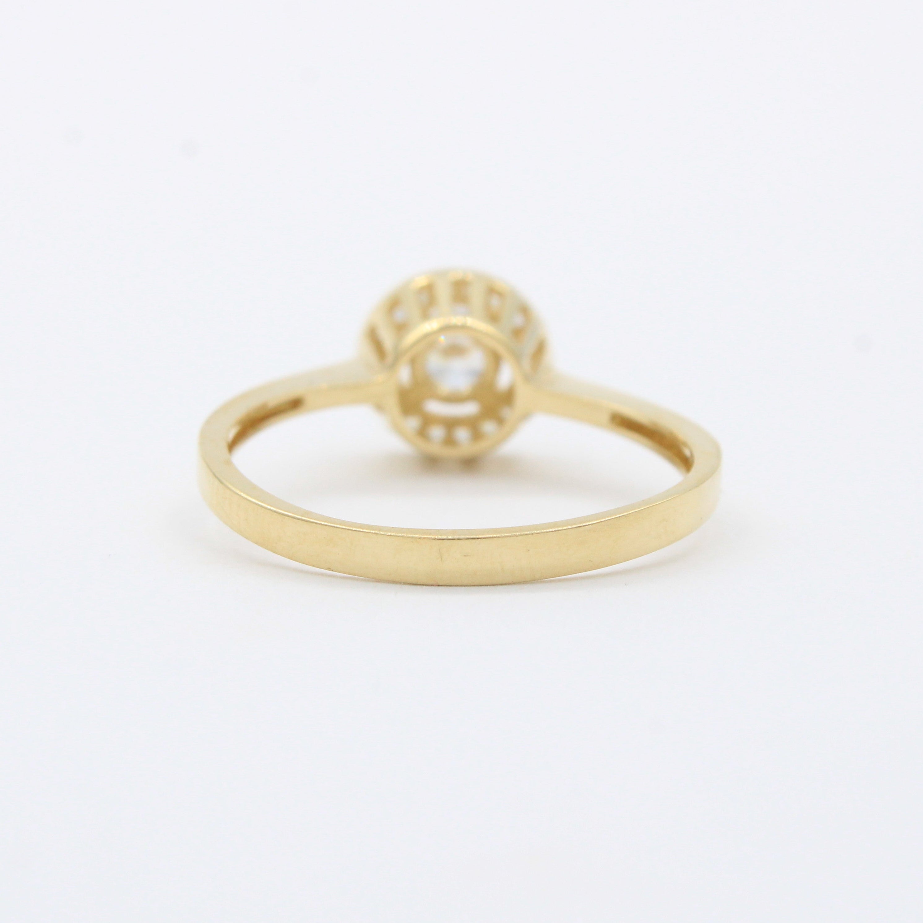 Anillo de Compromiso en Oro 14k Diseño Central Circular con Zirconias Brillantes mod. 10418