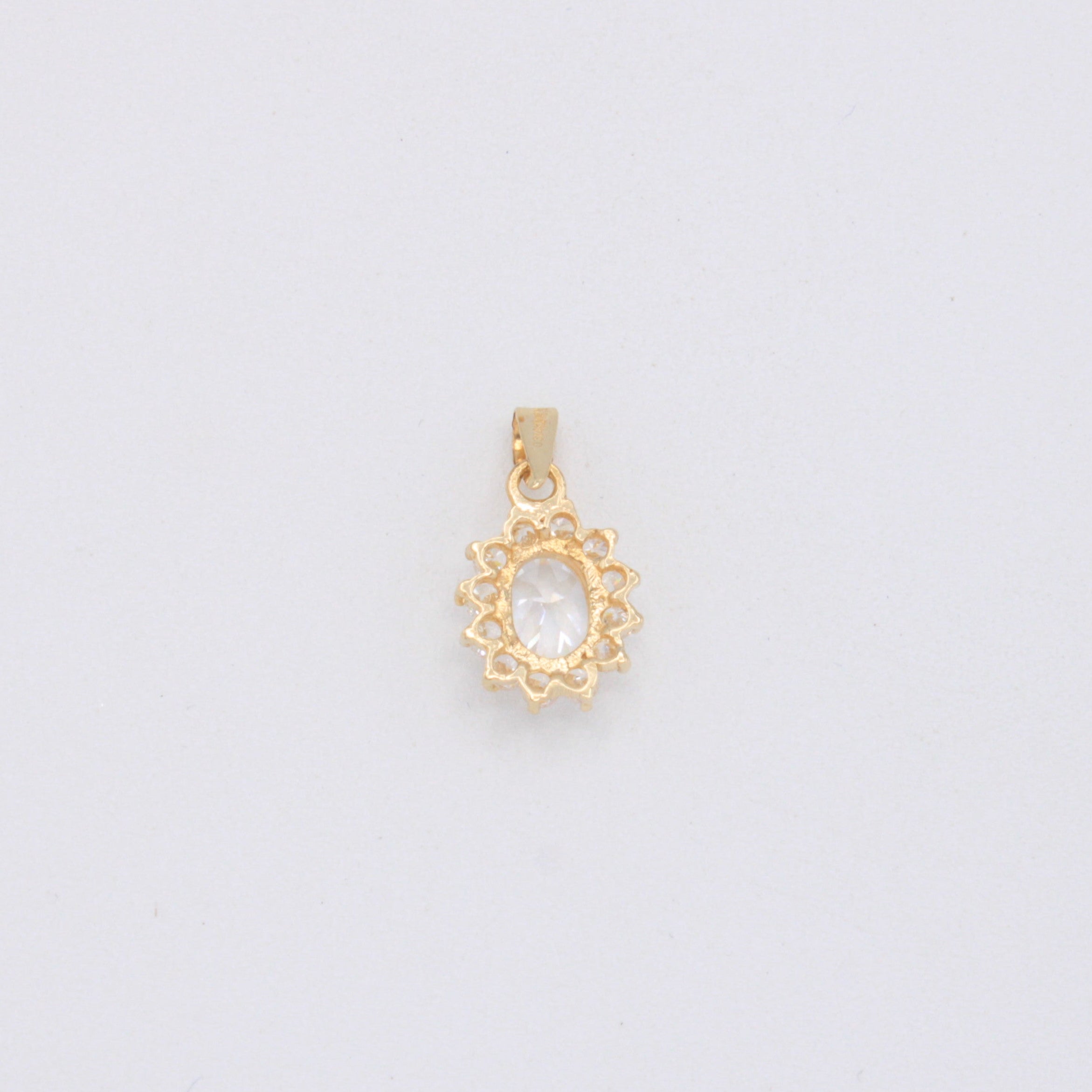 Dije de Oro 14k  Elegante con Incrustación de Zirconias mod. 10935