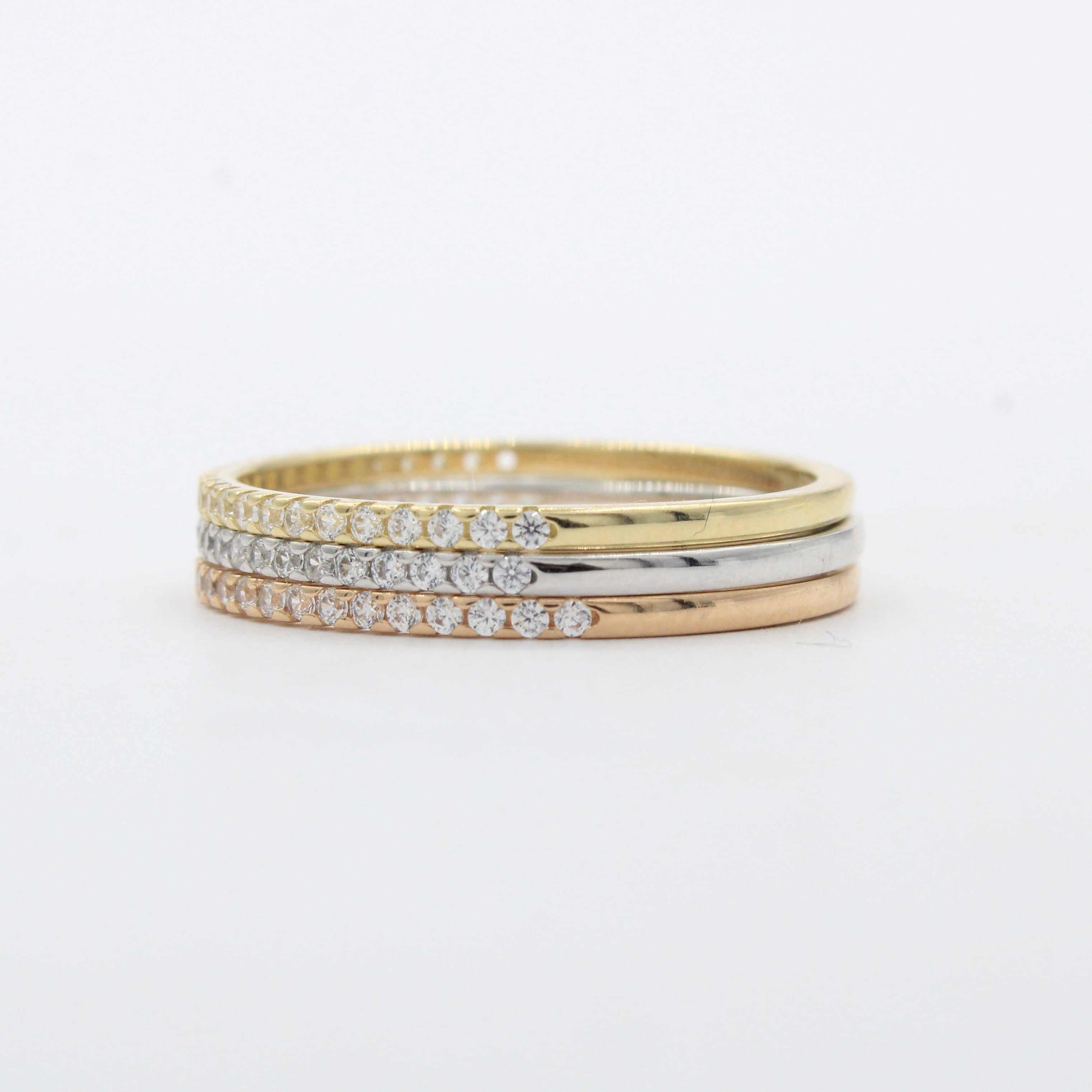 Anillo de Oro 14k Fin de Semana Incrustado con Zirconias Finas mod. 10460
