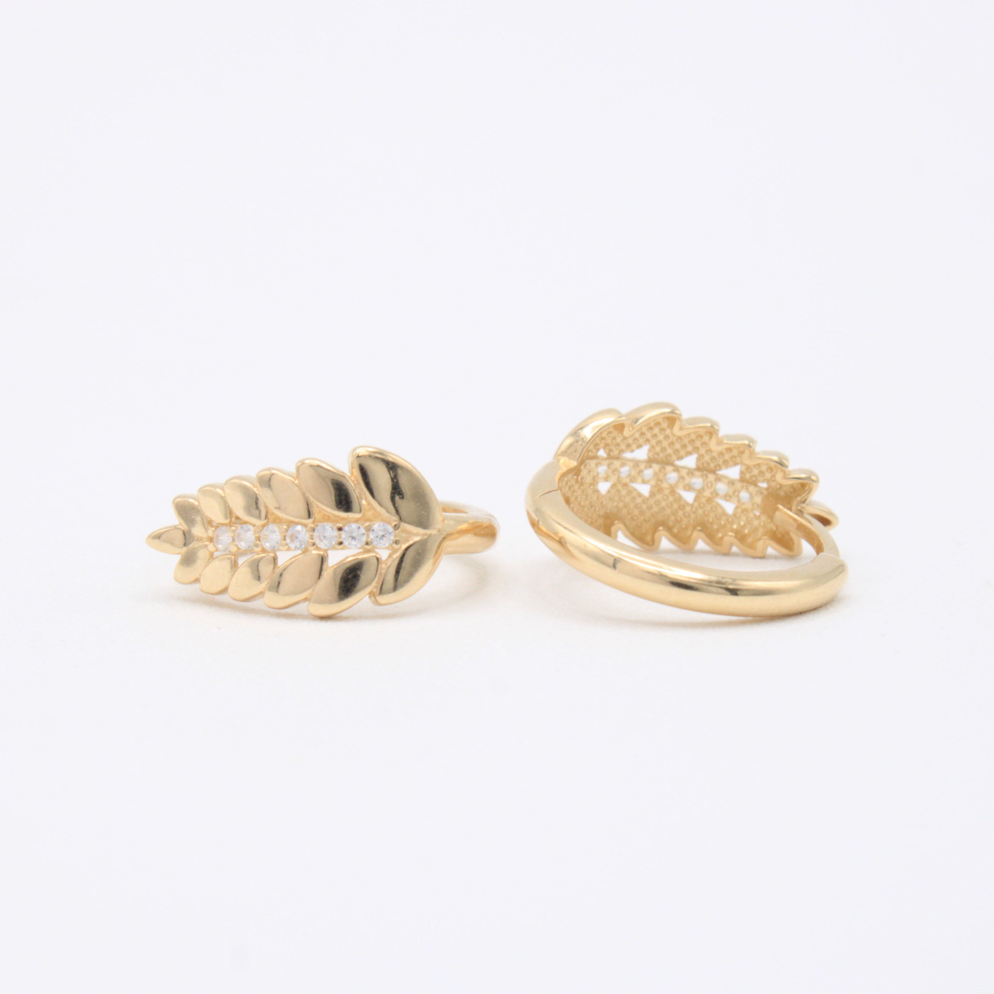 Grapa de Oro 14k Hojas con Incrustación de Zirconias mod. 11002