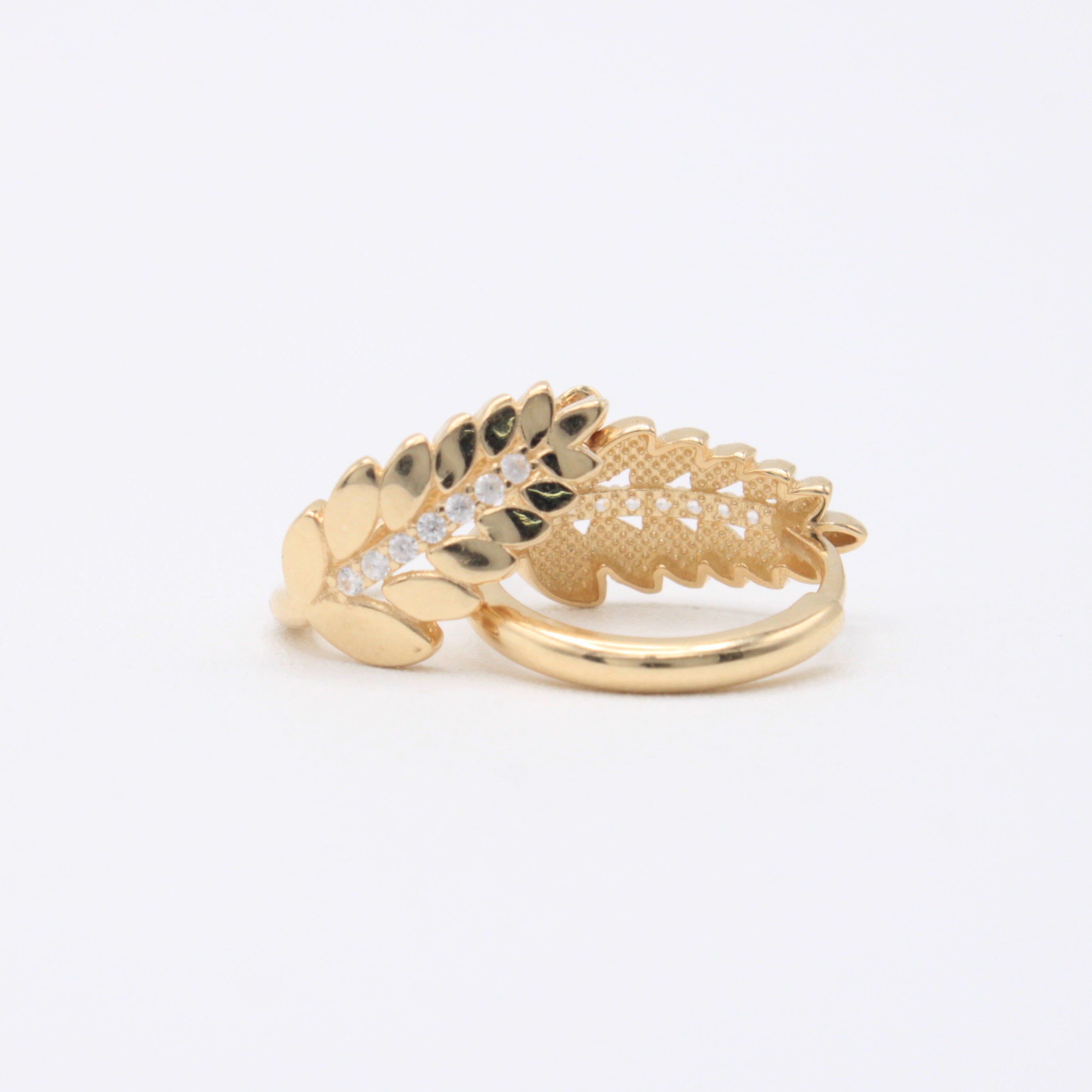 Grapa de Oro 14k Hojas con Incrustación de Zirconias mod. 11002